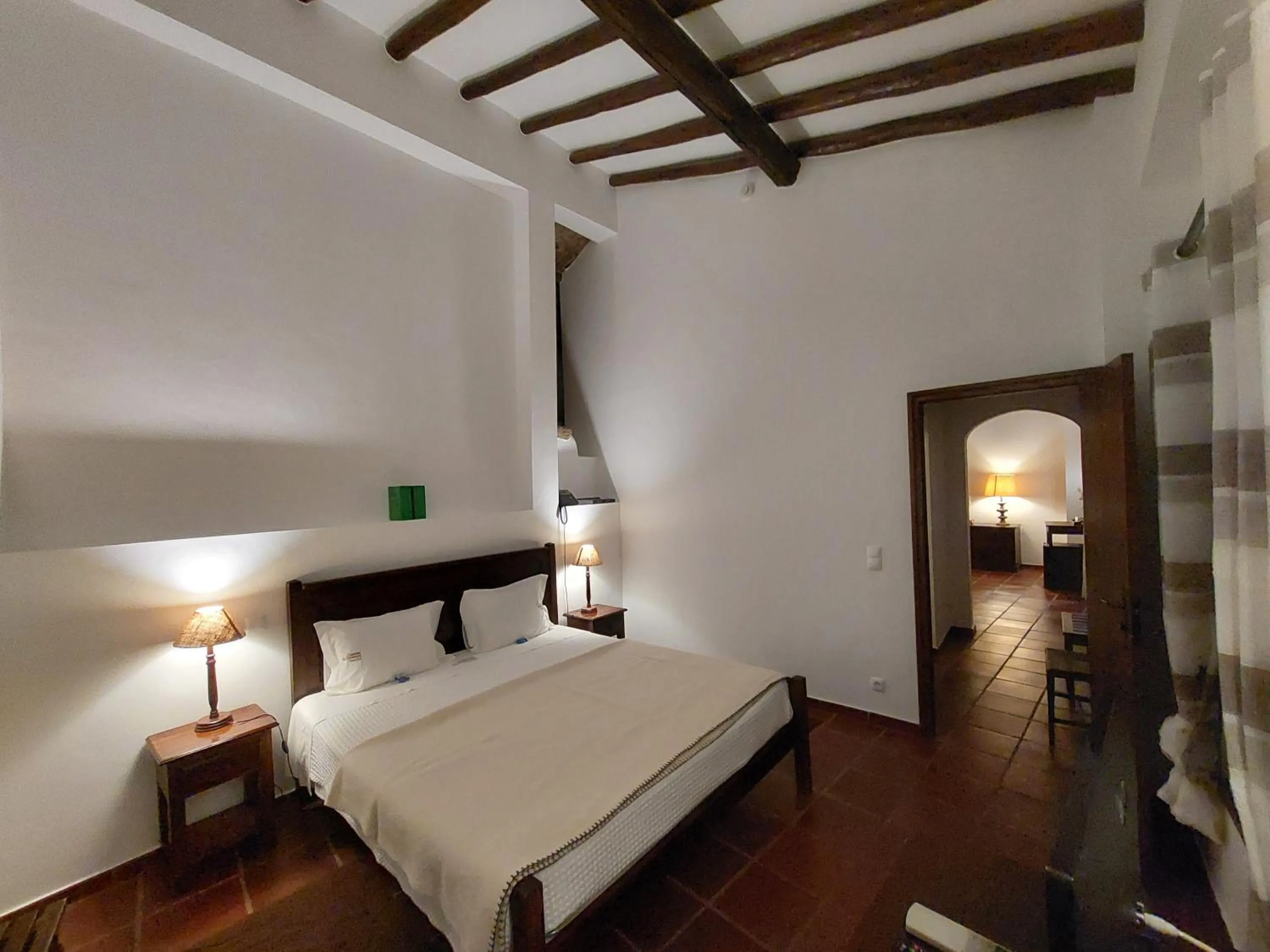 Bed in Convento da Provença