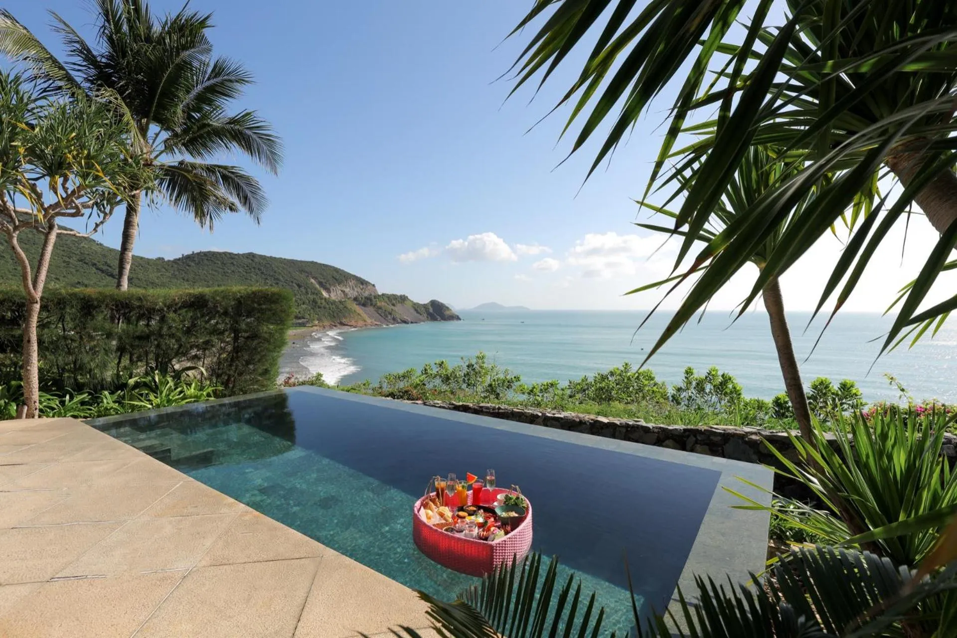 Diving in Mia Resort Nha Trang