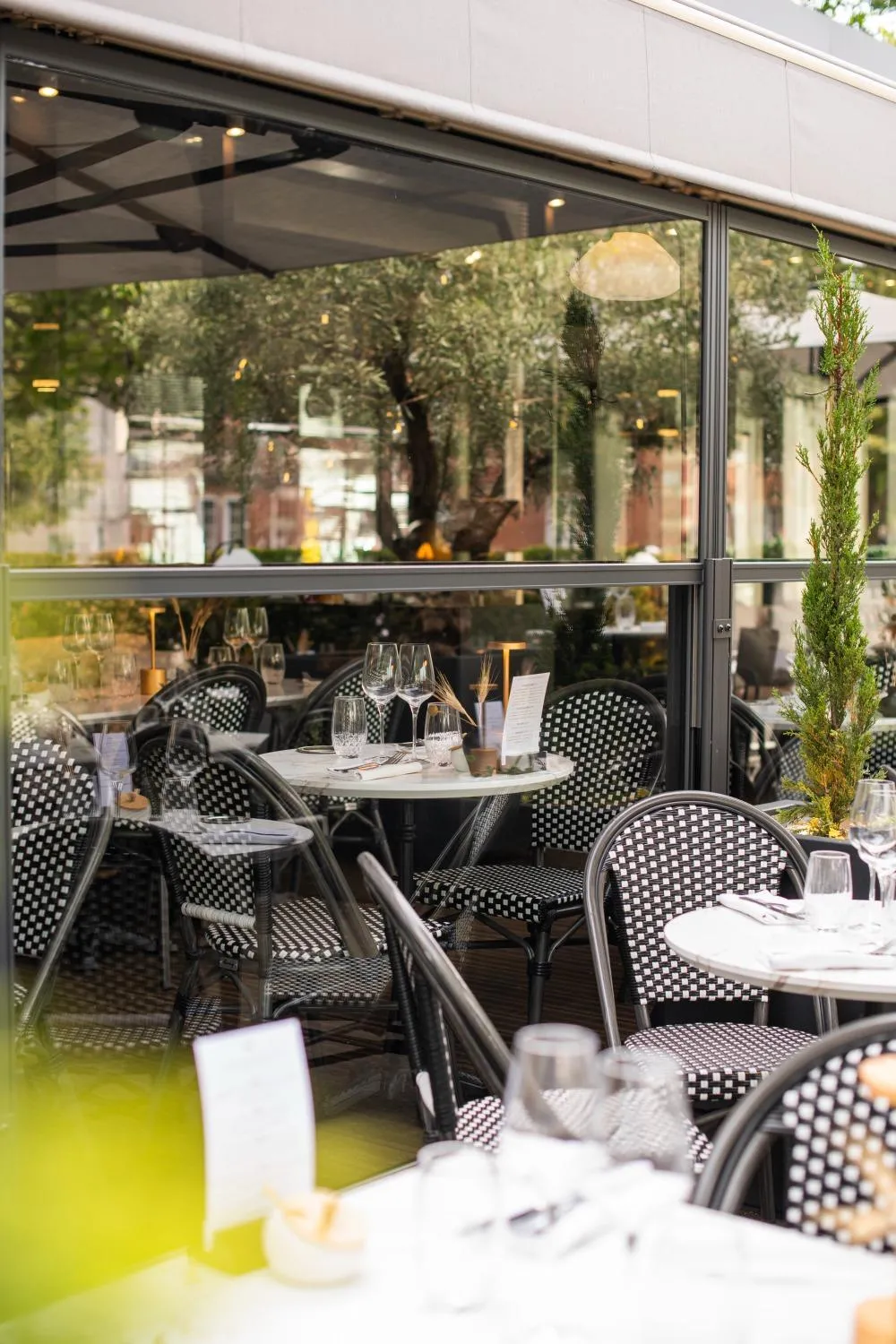 Restaurant/places to eat in Le Boeuf Couronné - Hôtel & Restaurant Chartres- Logis Hotels