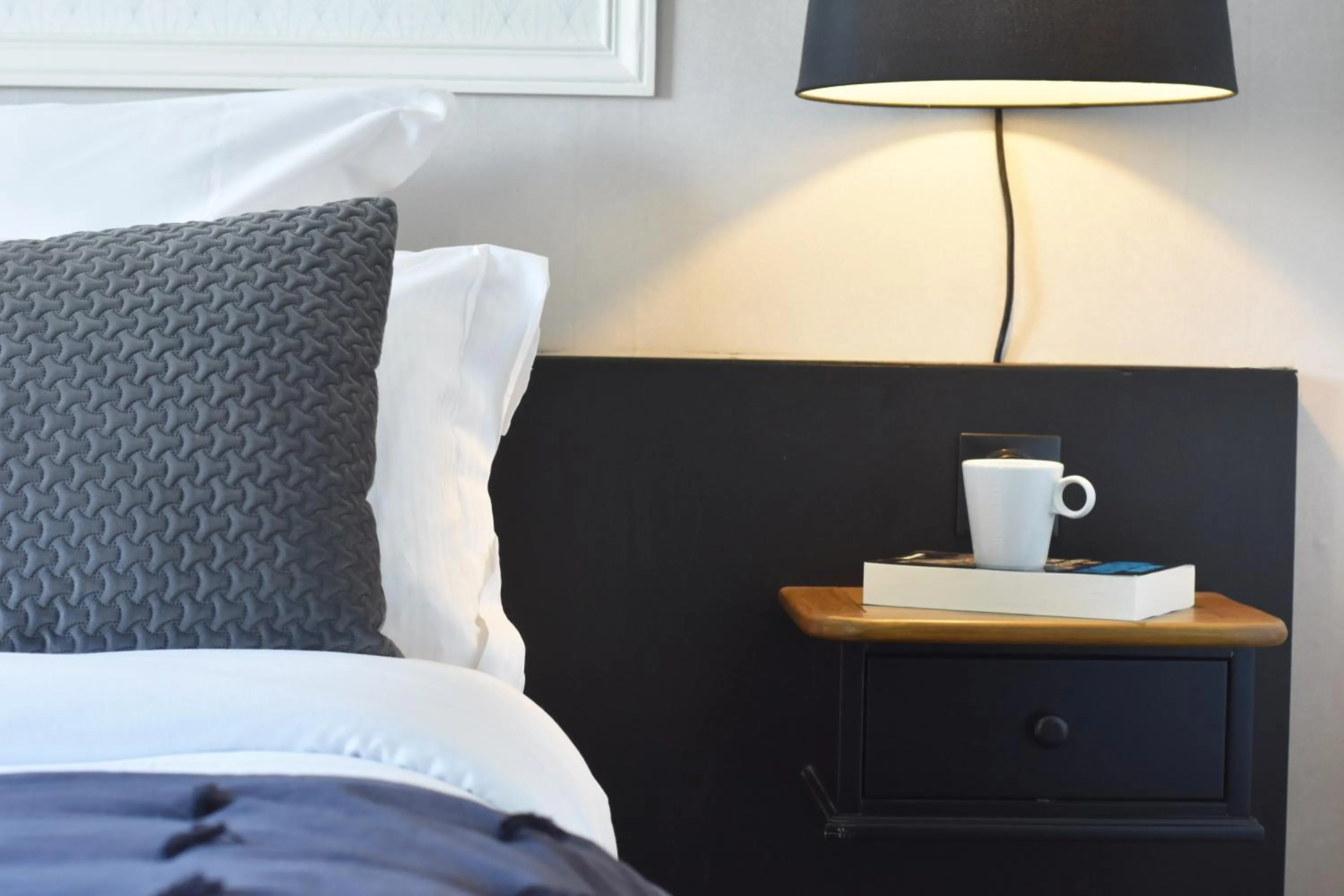 Bedroom, Bed in Le Boeuf Couronné - Hôtel & Restaurant Chartres- Logis Hotels