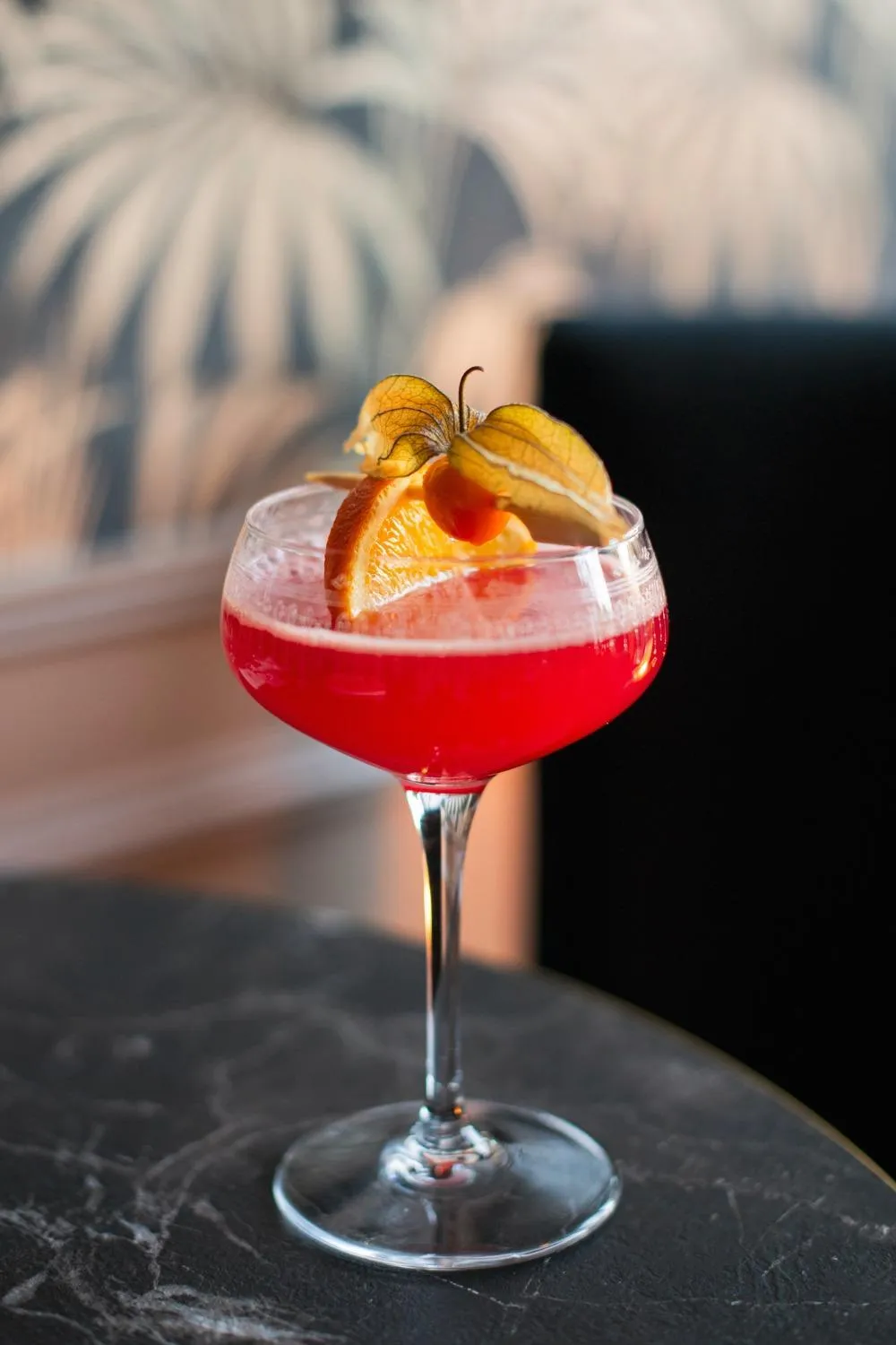 Lounge or bar in Le Boeuf Couronné - Hôtel & Restaurant Chartres- Logis Hotels