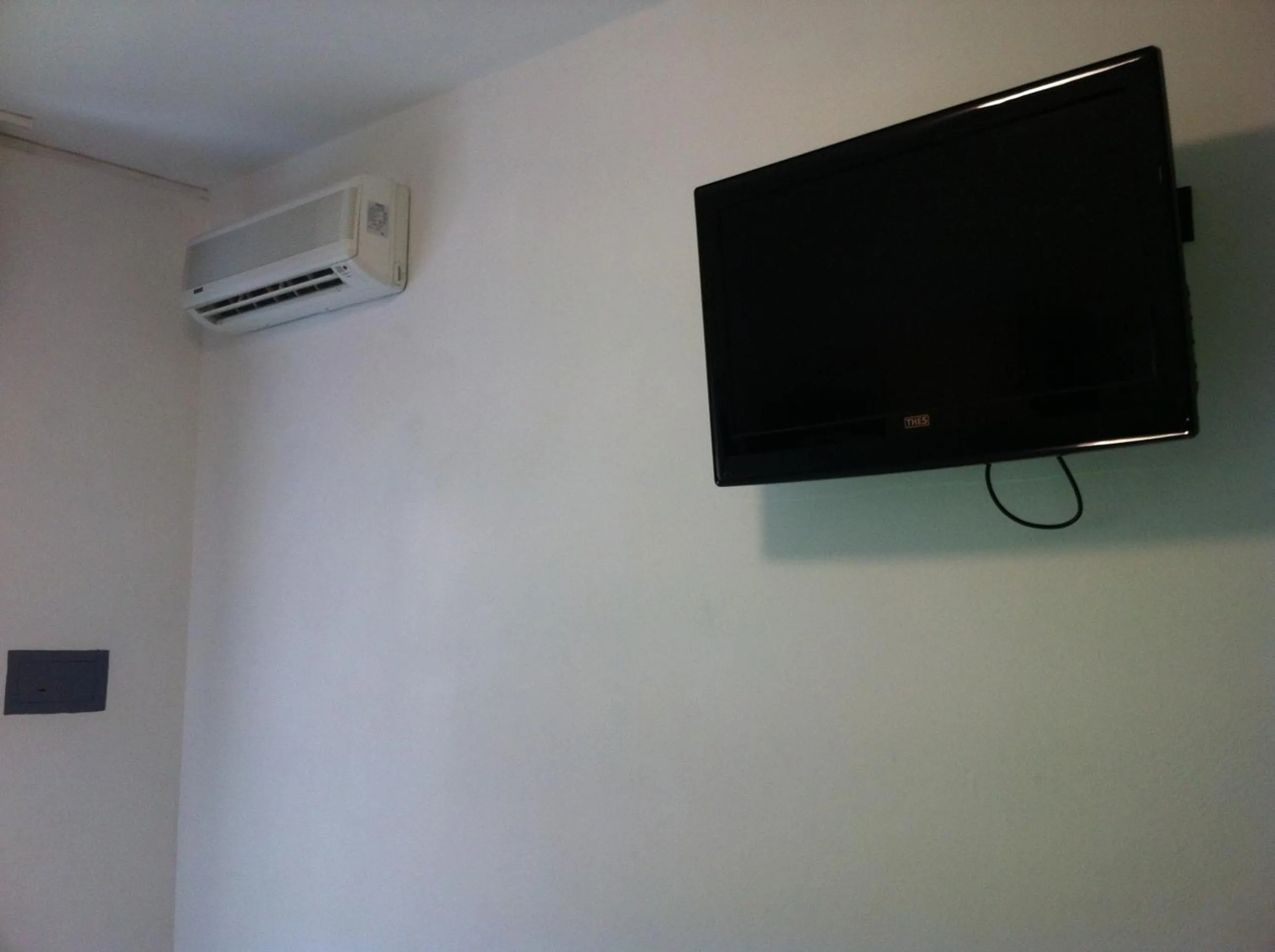 TV and multimedia in Hotel Olanda