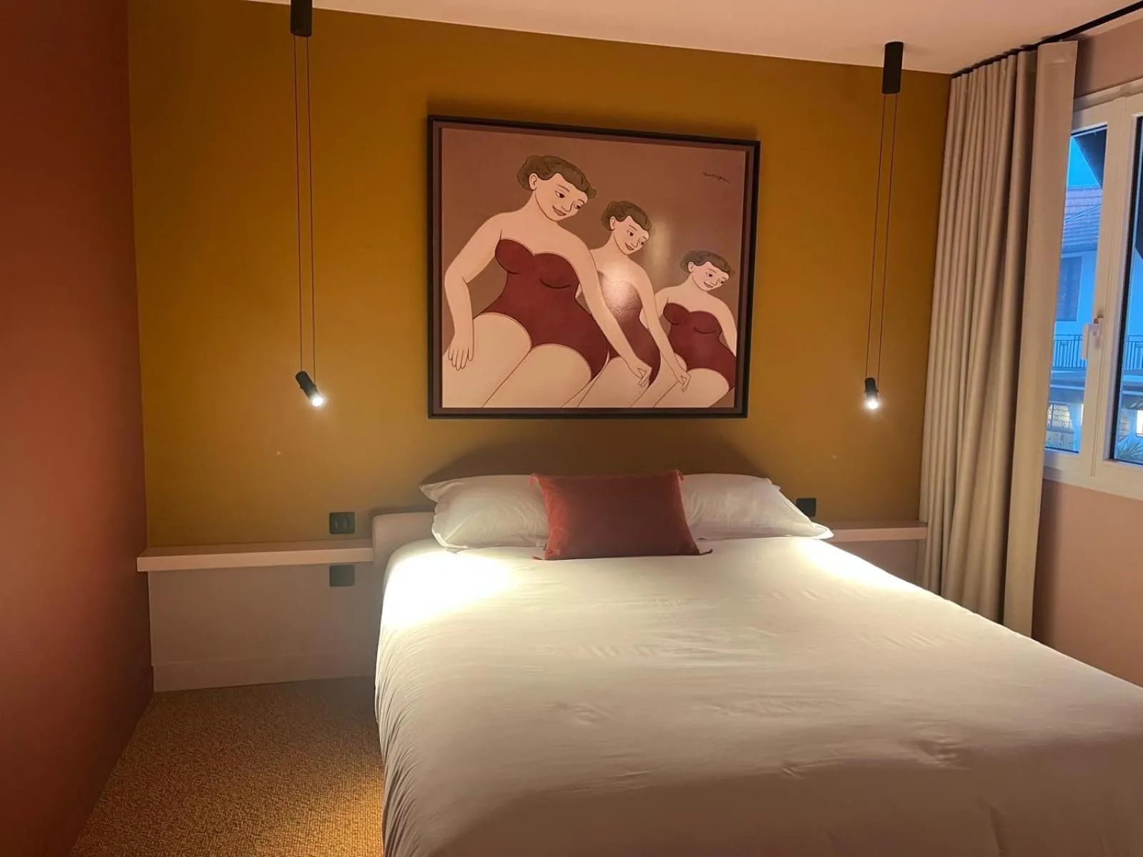 Bed in Yatt Hotel