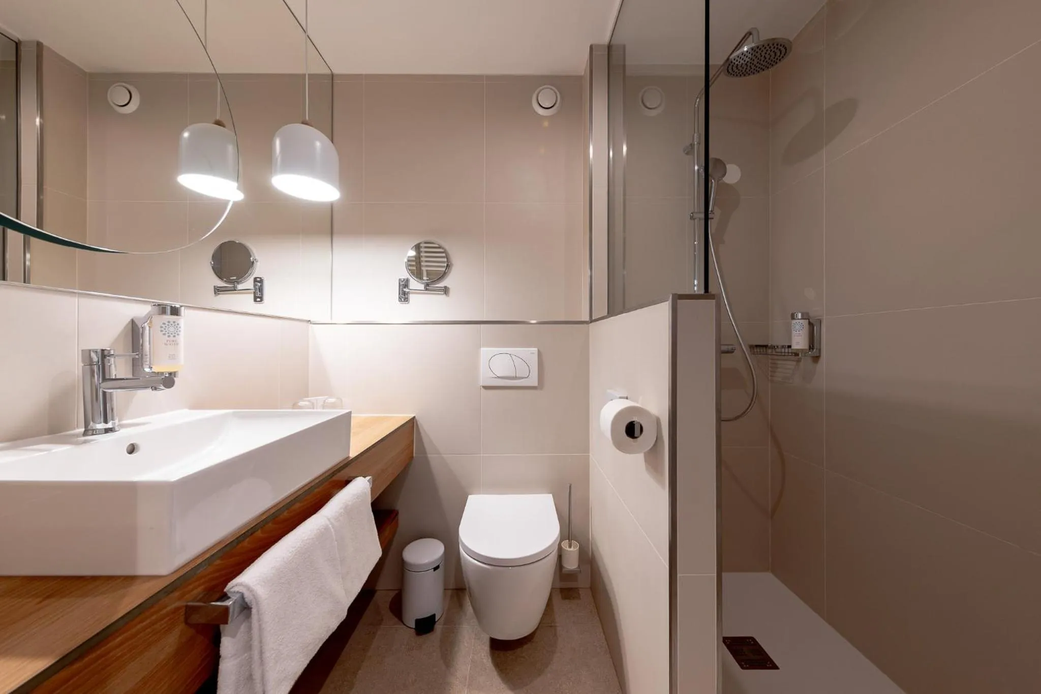Shower in Hotel Termal - Terme 3000 - Sava Hotels & Resorts