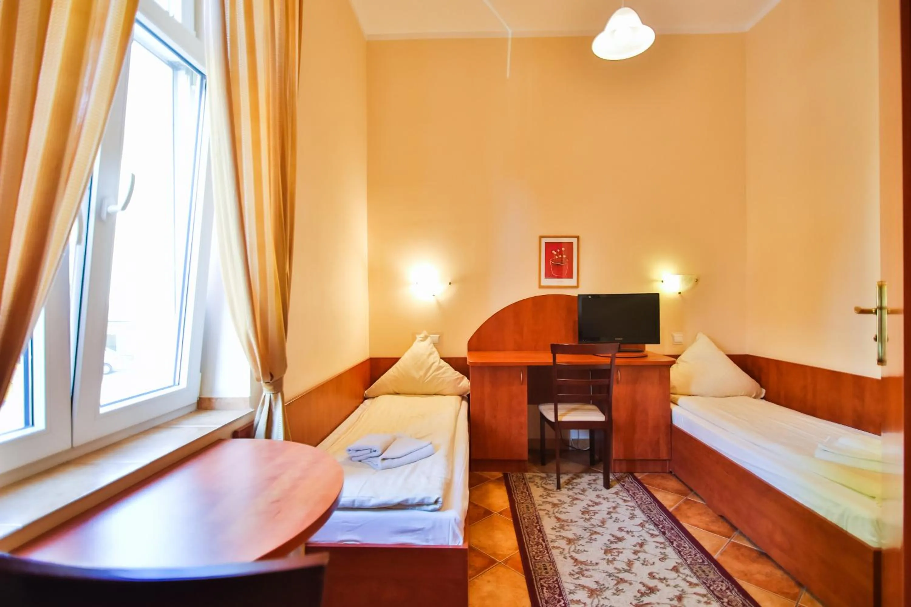 Villa Antares I & II