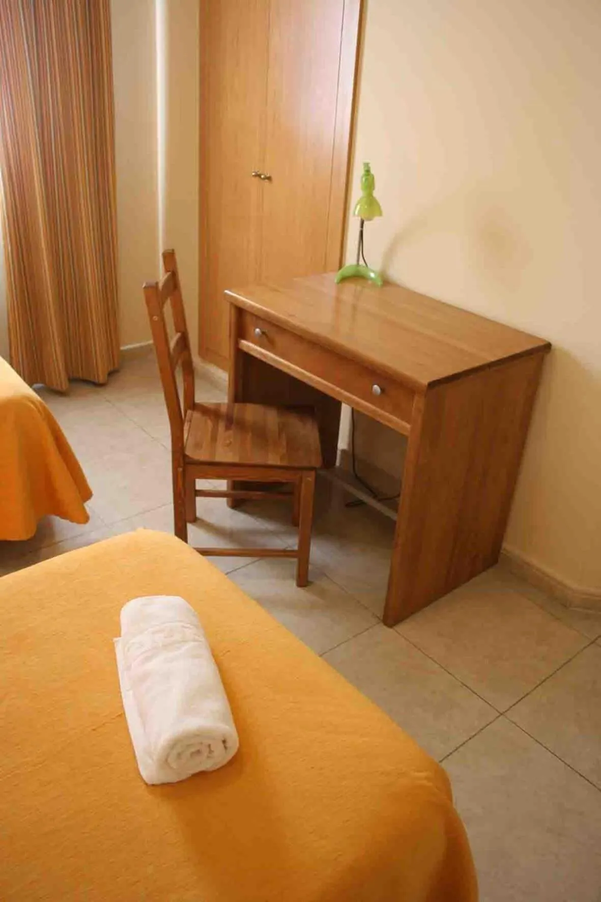 Bed in Hotel Maria Luisa