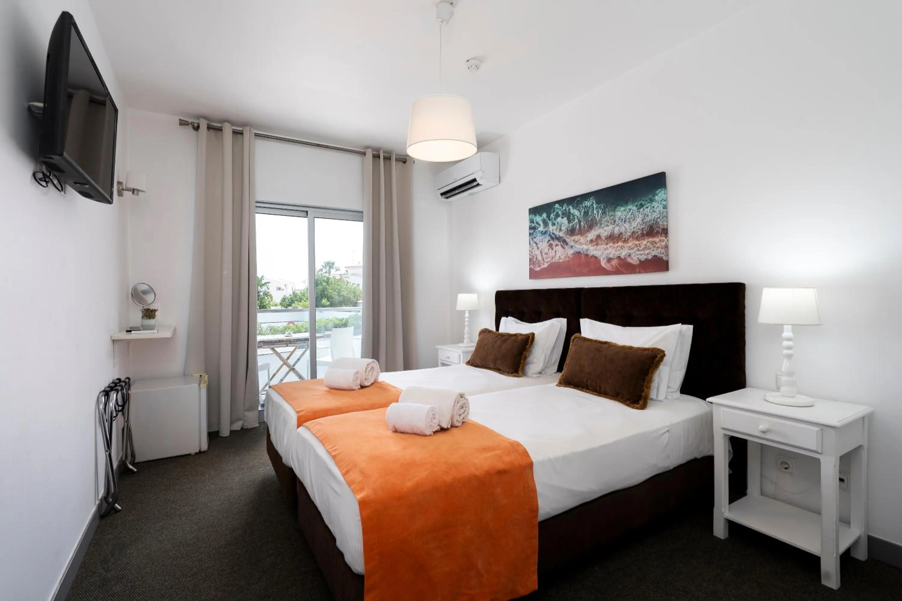 Bed in KR Hotels - Albufeira Lounge