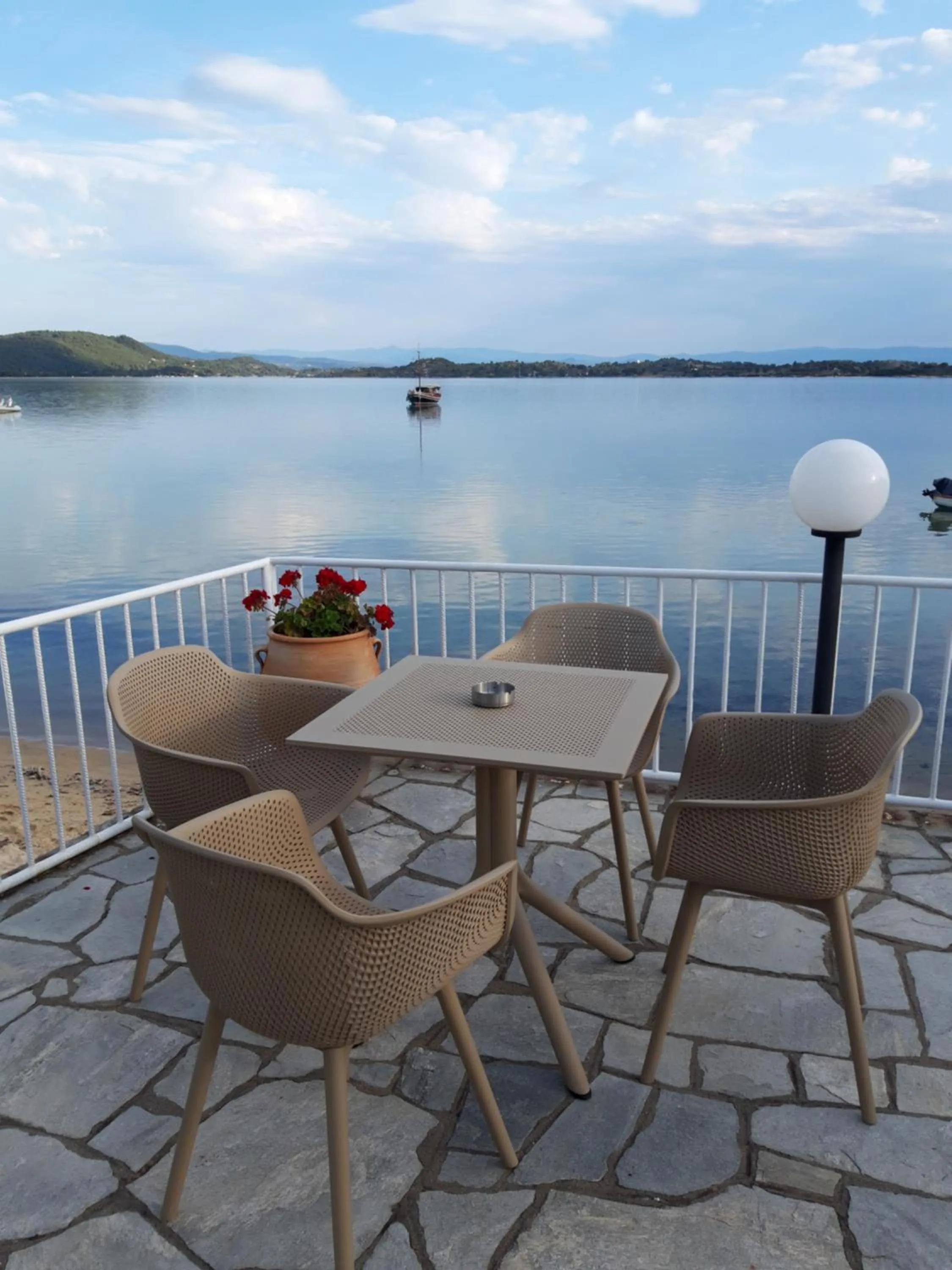 Vourvourou Hotel