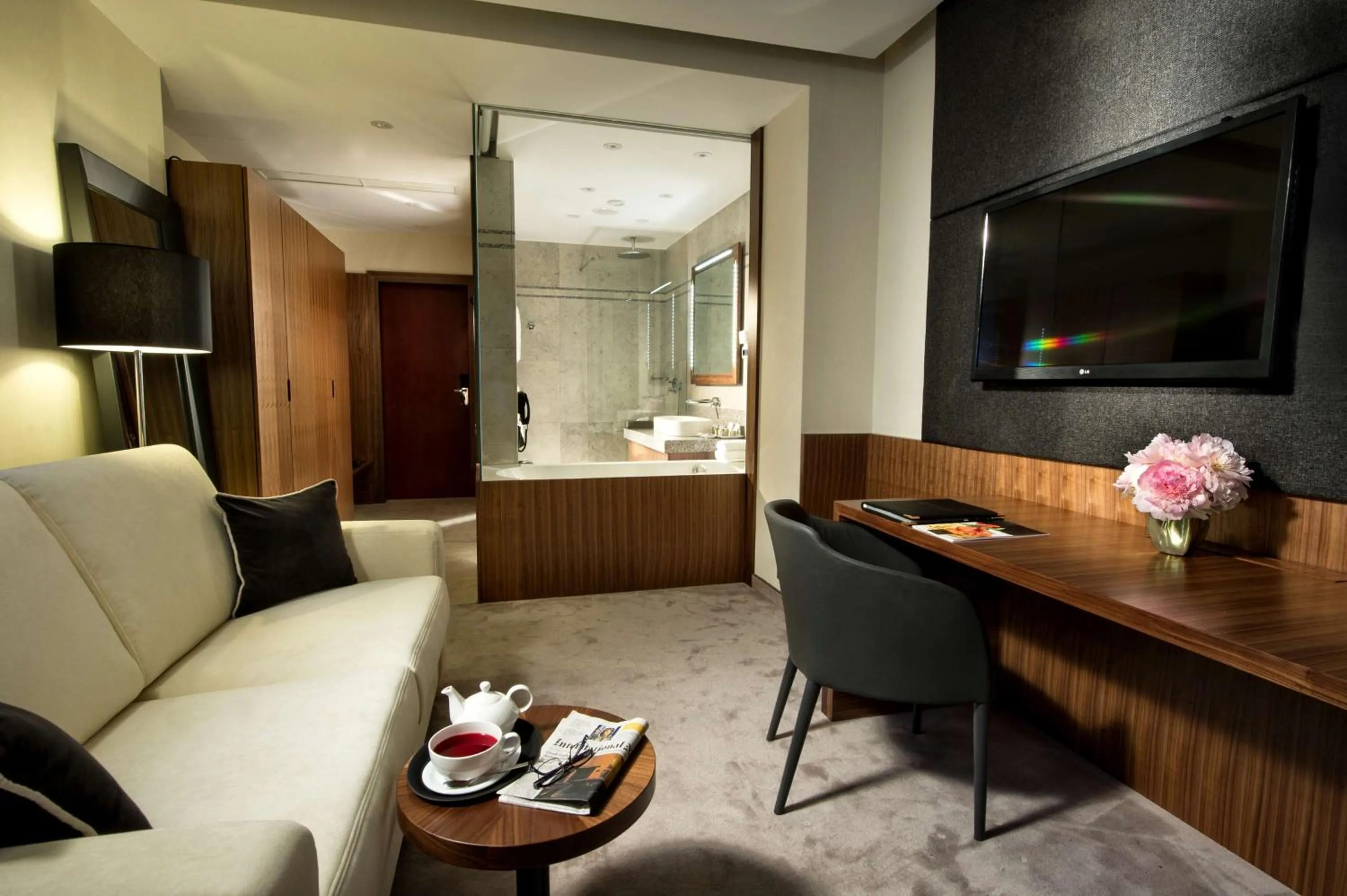 Bedroom in Best Western Premier Hotel Slon