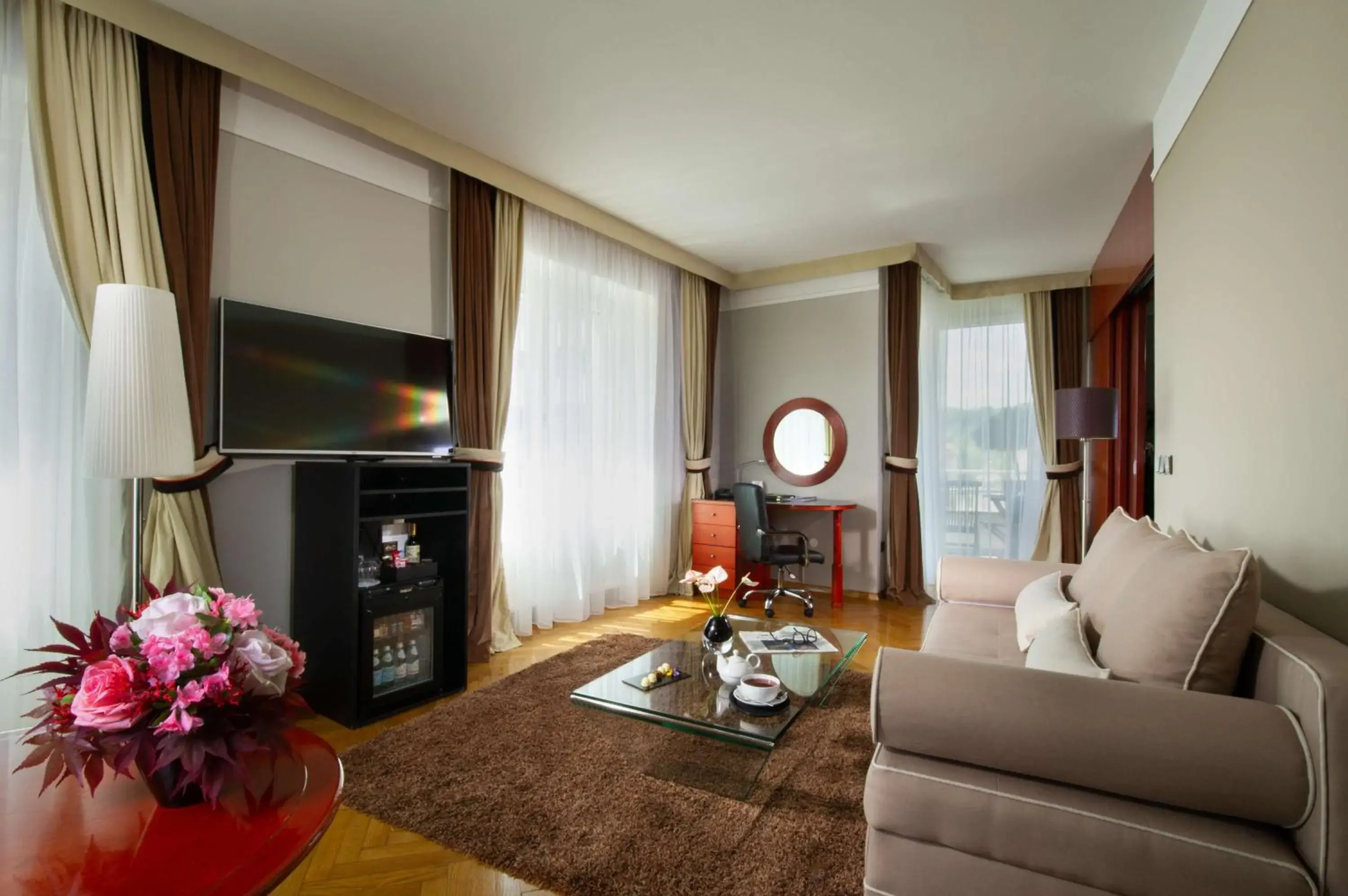 Photo of the whole room in Best Western Premier Hotel Slon Photo of the whole room in Best Western Premier Hotel Slon