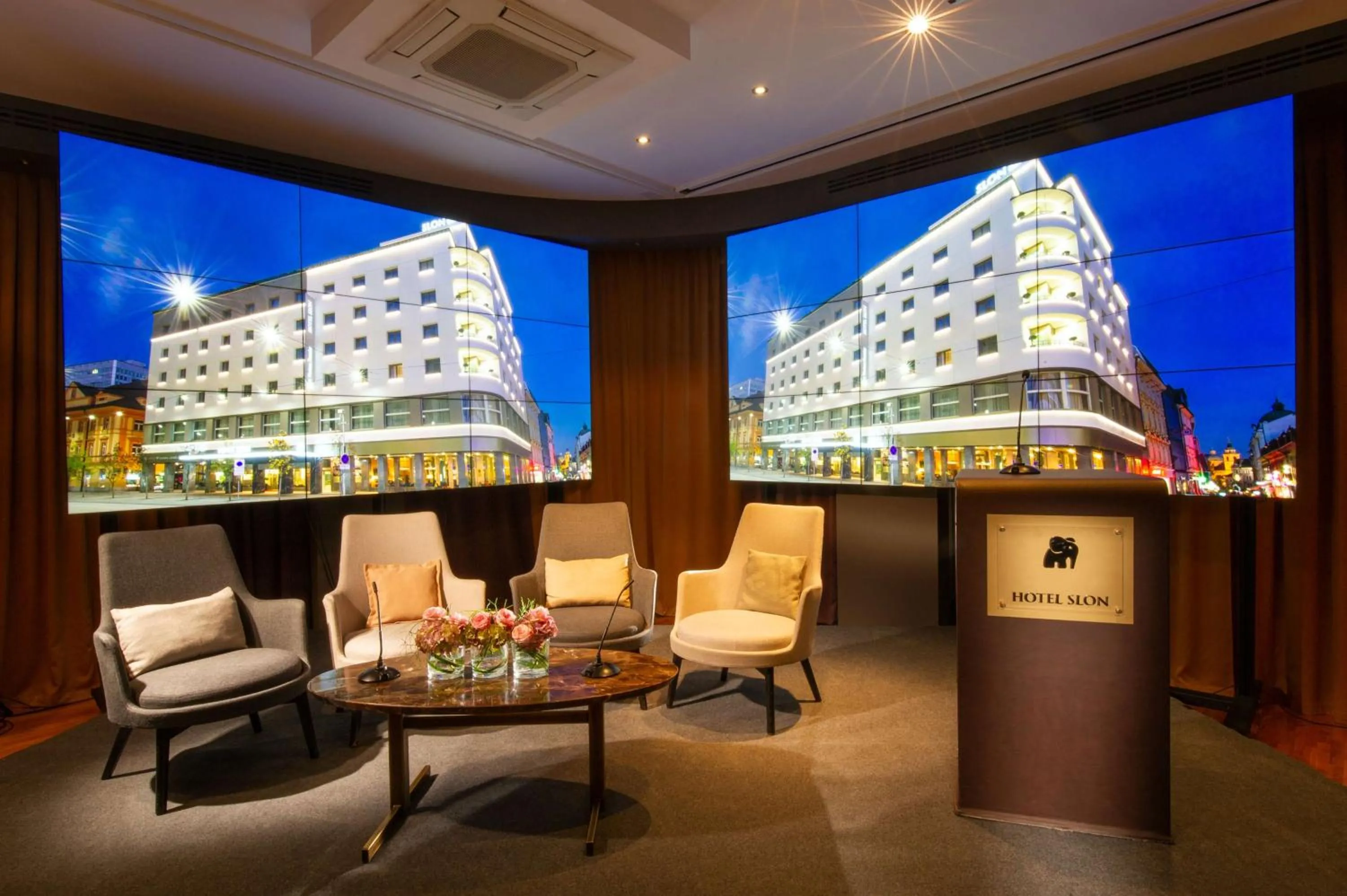 Meeting/conference room in Best Western Premier Hotel Slon