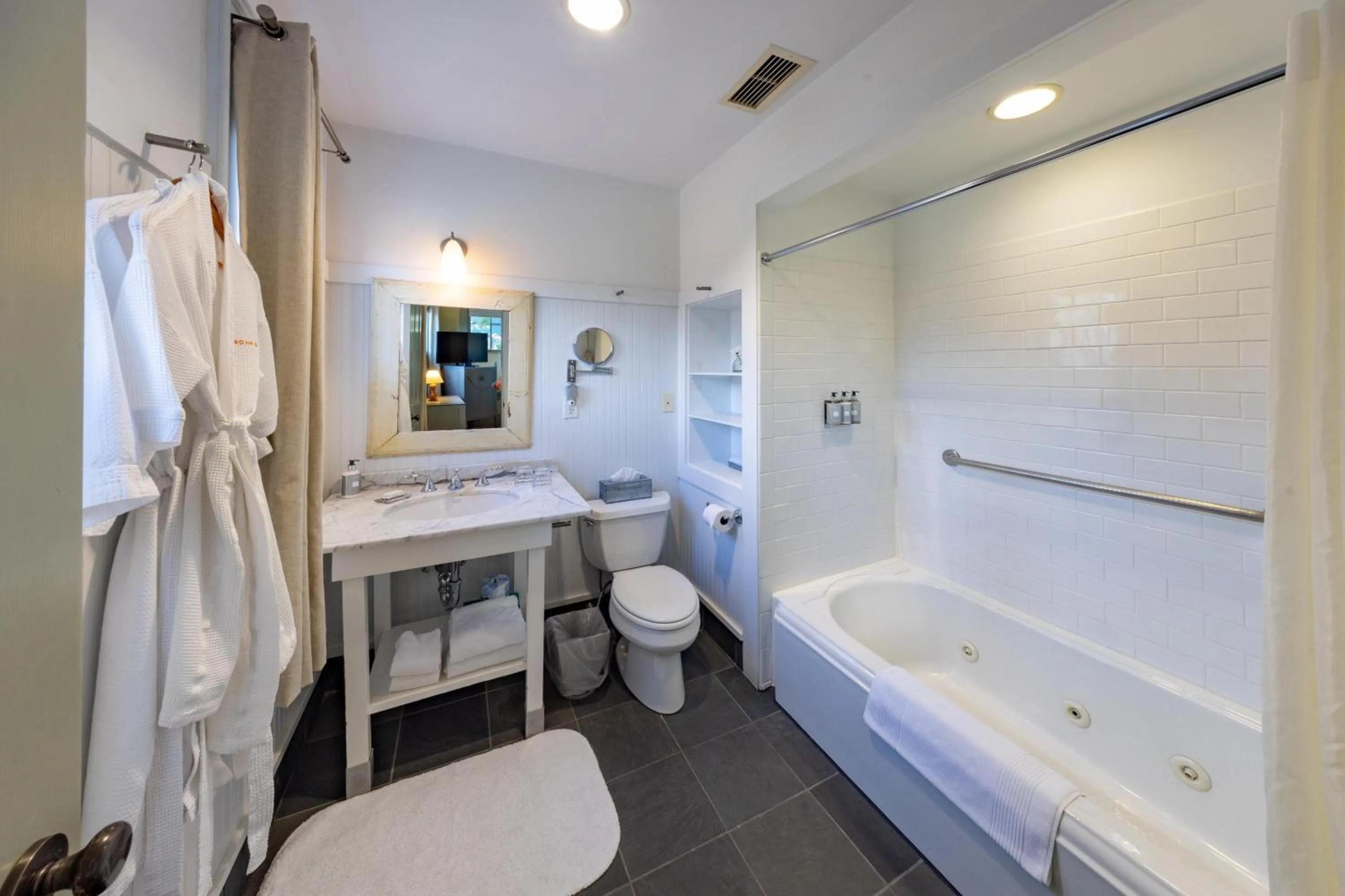 Bathroom in The Porches Inn at Mass MoCA