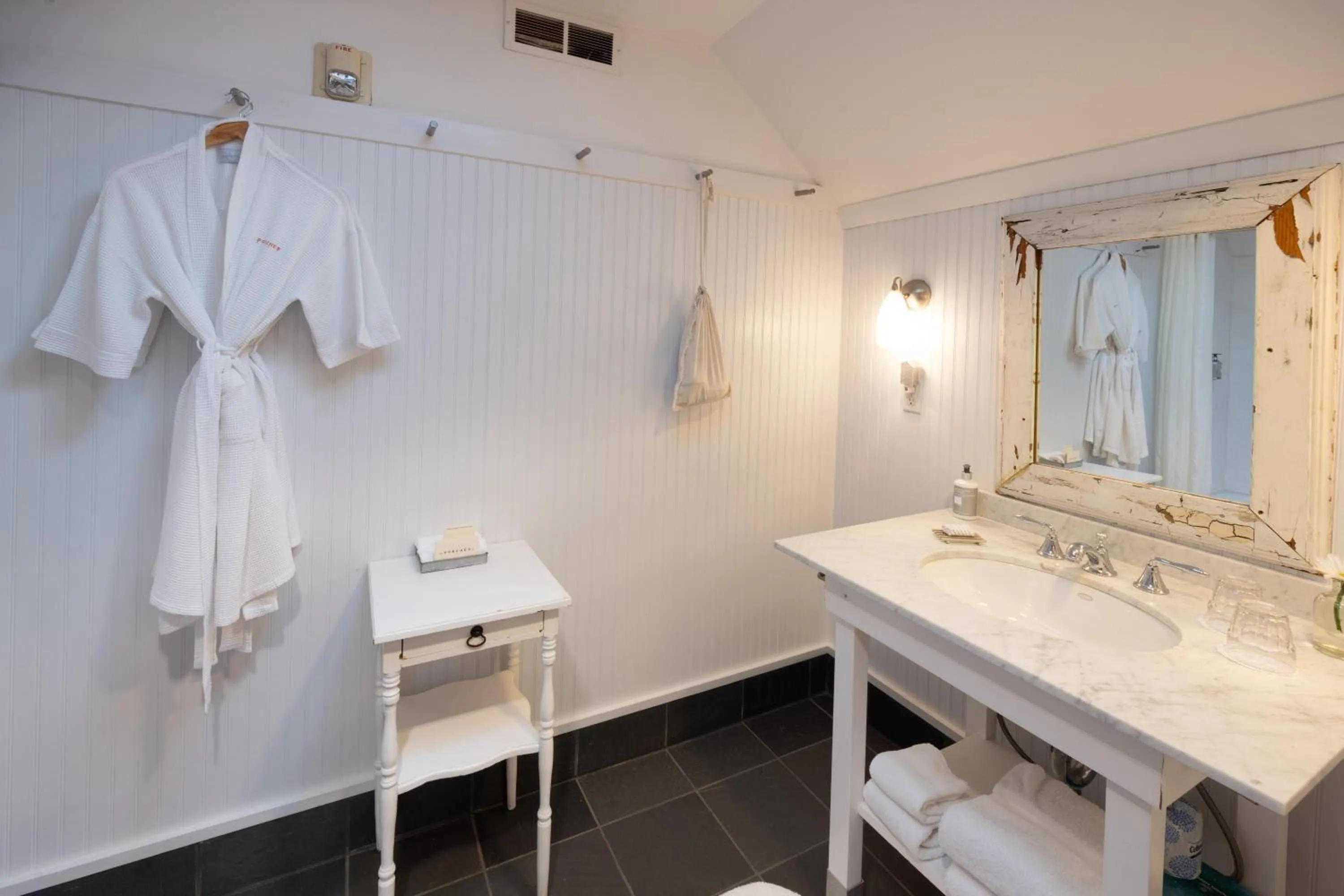 Bathroom in The Porches Inn at Mass MoCA