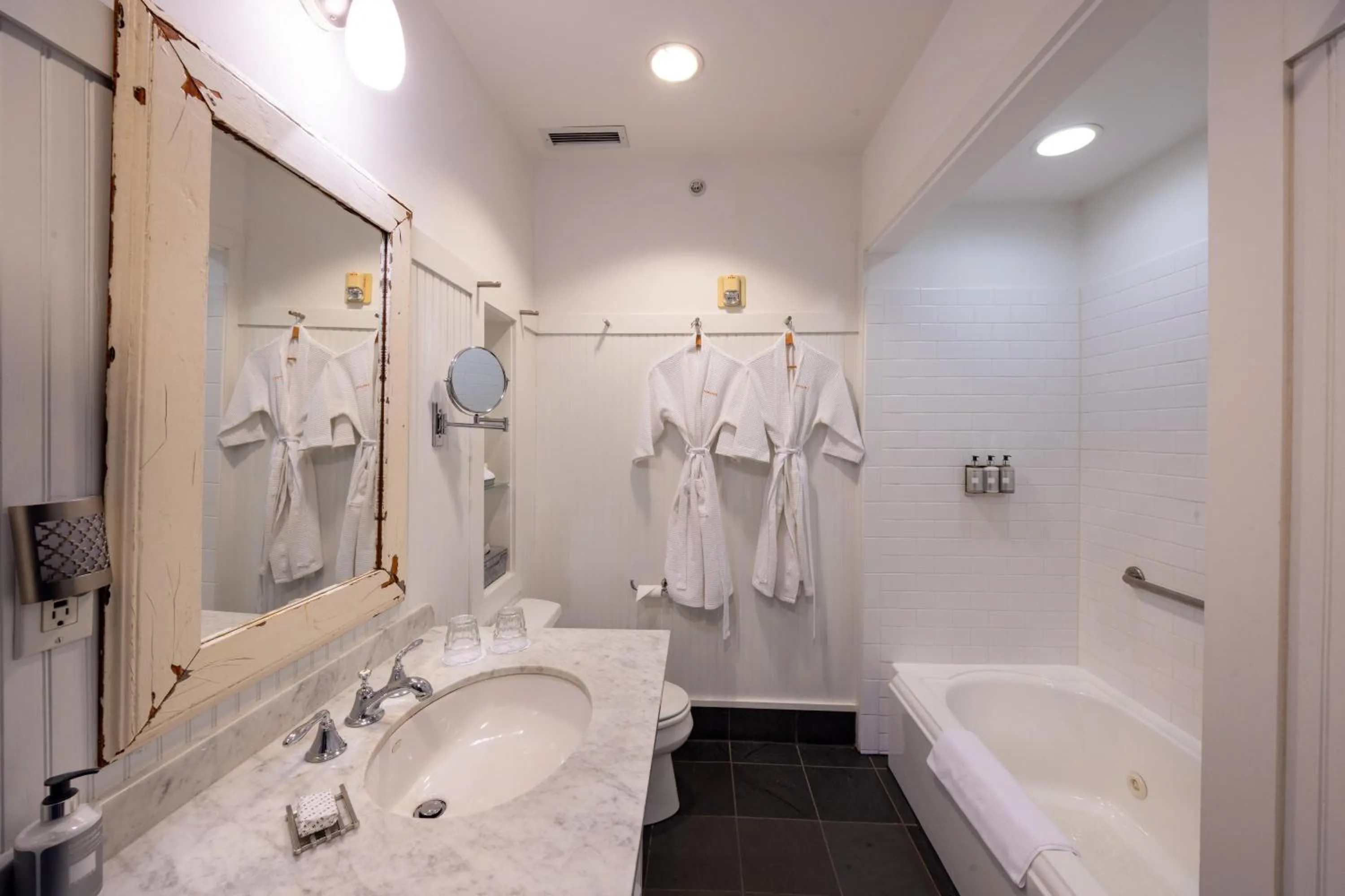 Bathroom in The Porches Inn at Mass MoCA