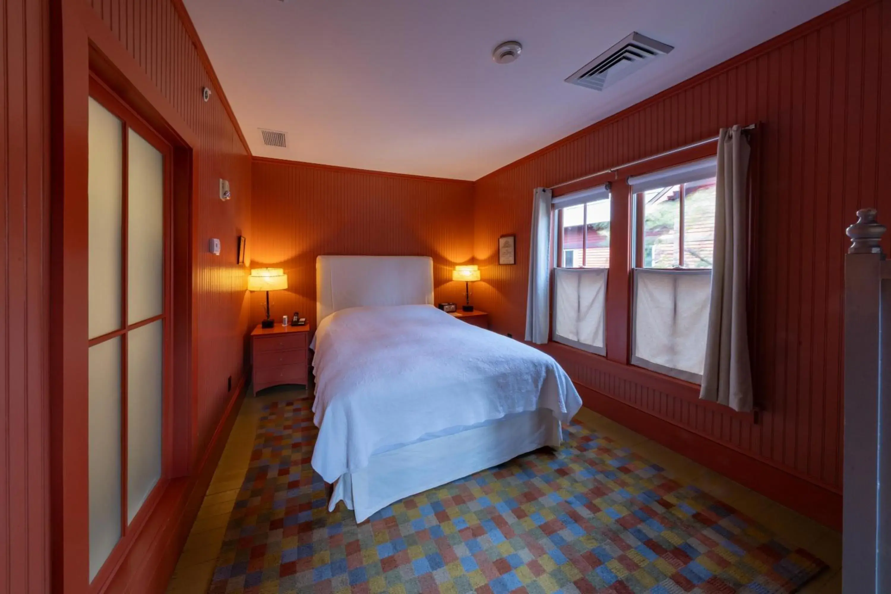 Bed in The Porches Inn at Mass MoCA Bed in The Porches Inn at Mass MoCA