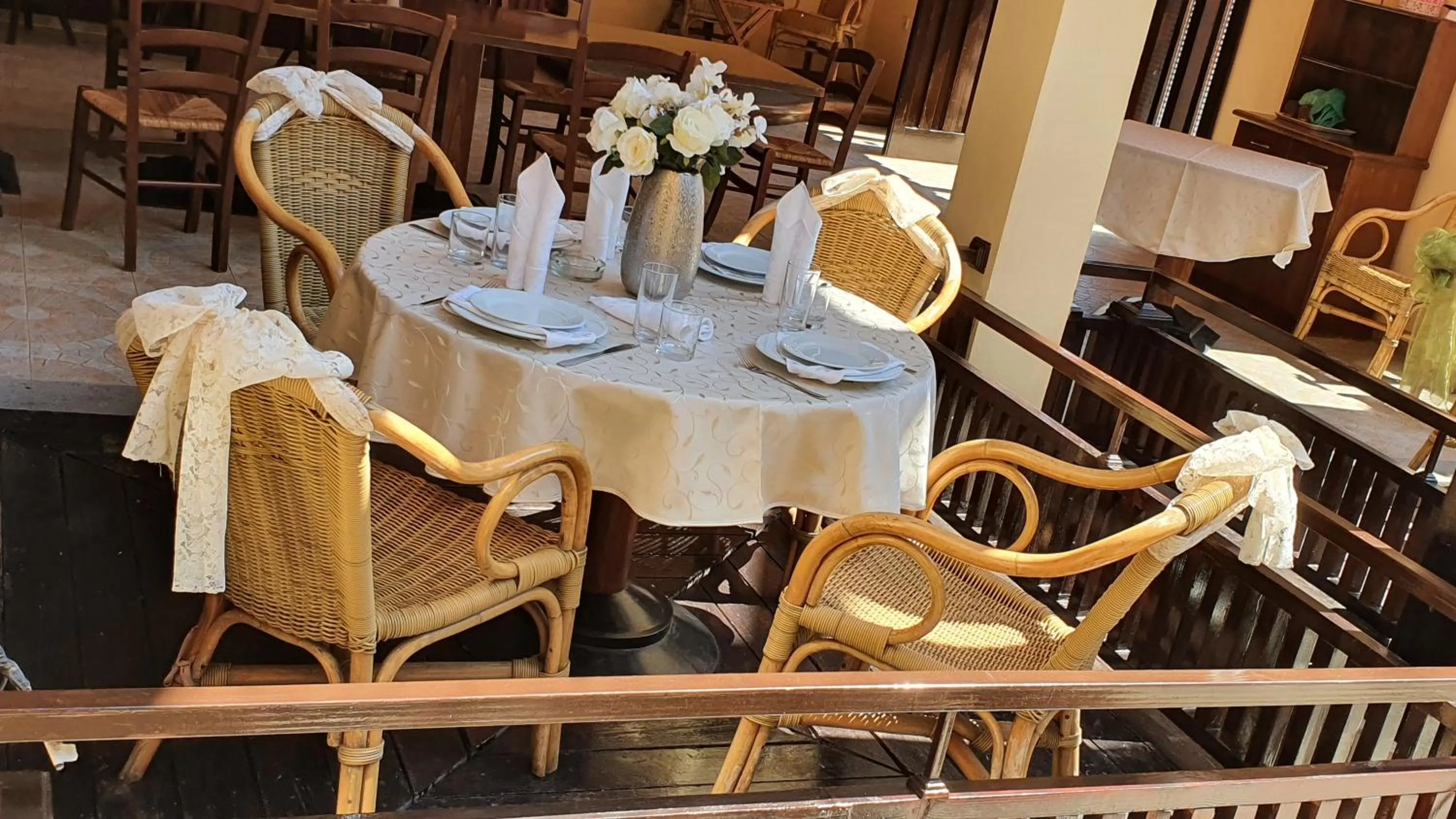 Restaurant/places to eat in Hotel Villa Bora