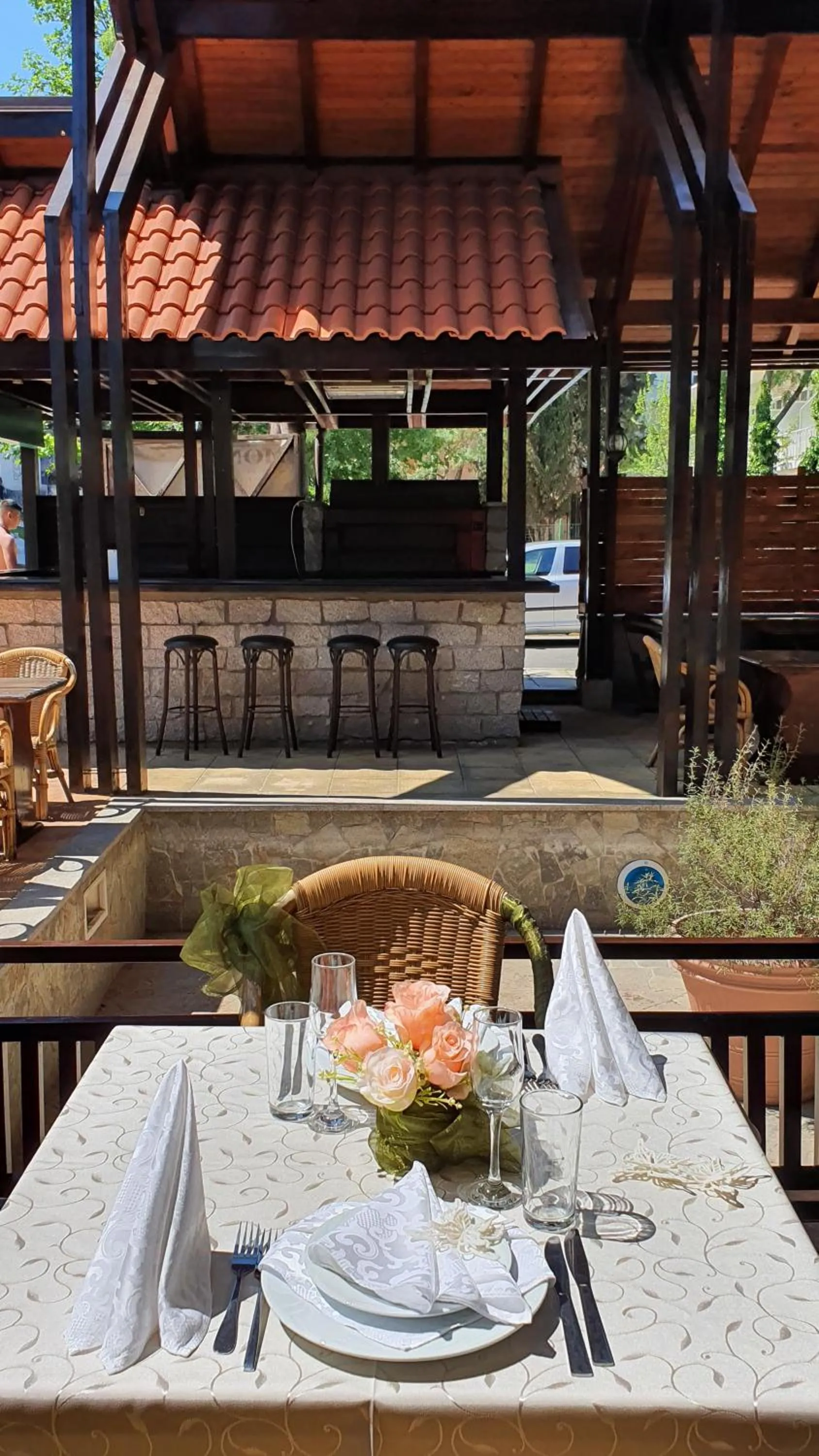 Restaurant/places to eat in Hotel Villa Bora