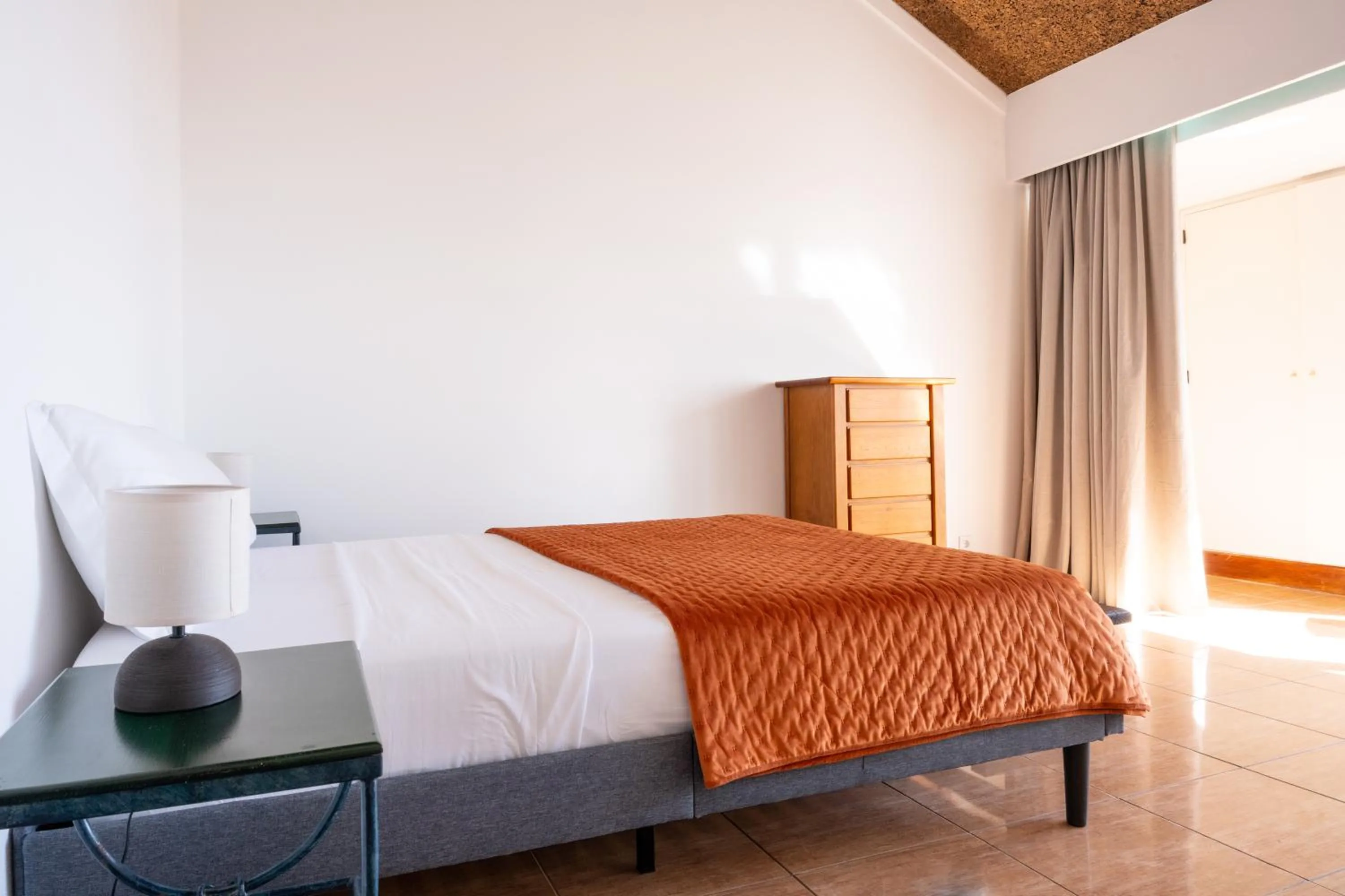 Photo of the whole room, Bed in Aqua Vista Monchique Hôtel