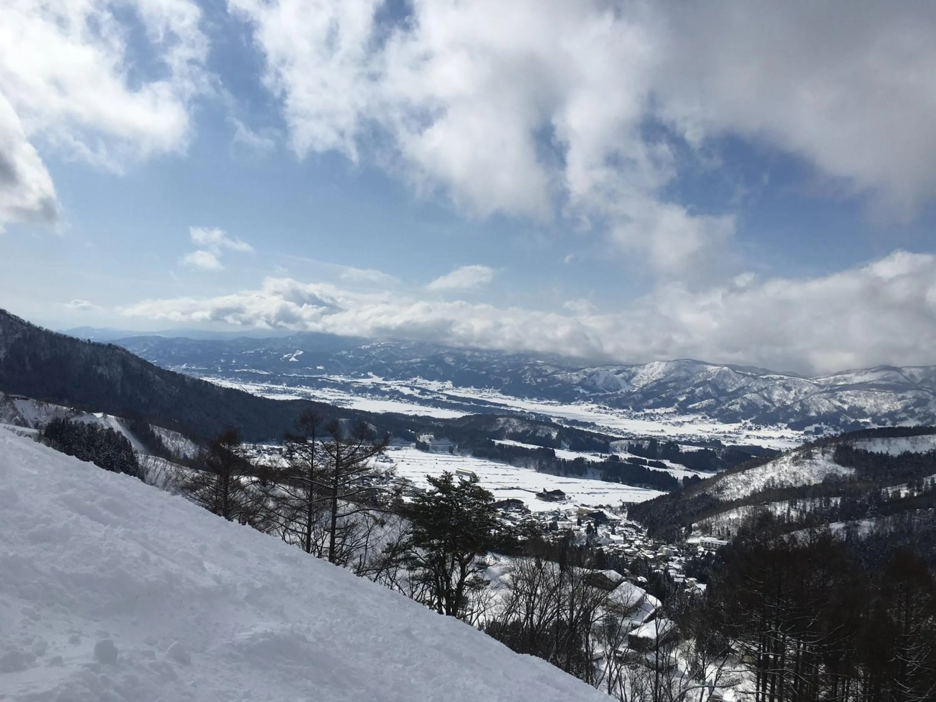 Nozawa Onsen BASECAMP