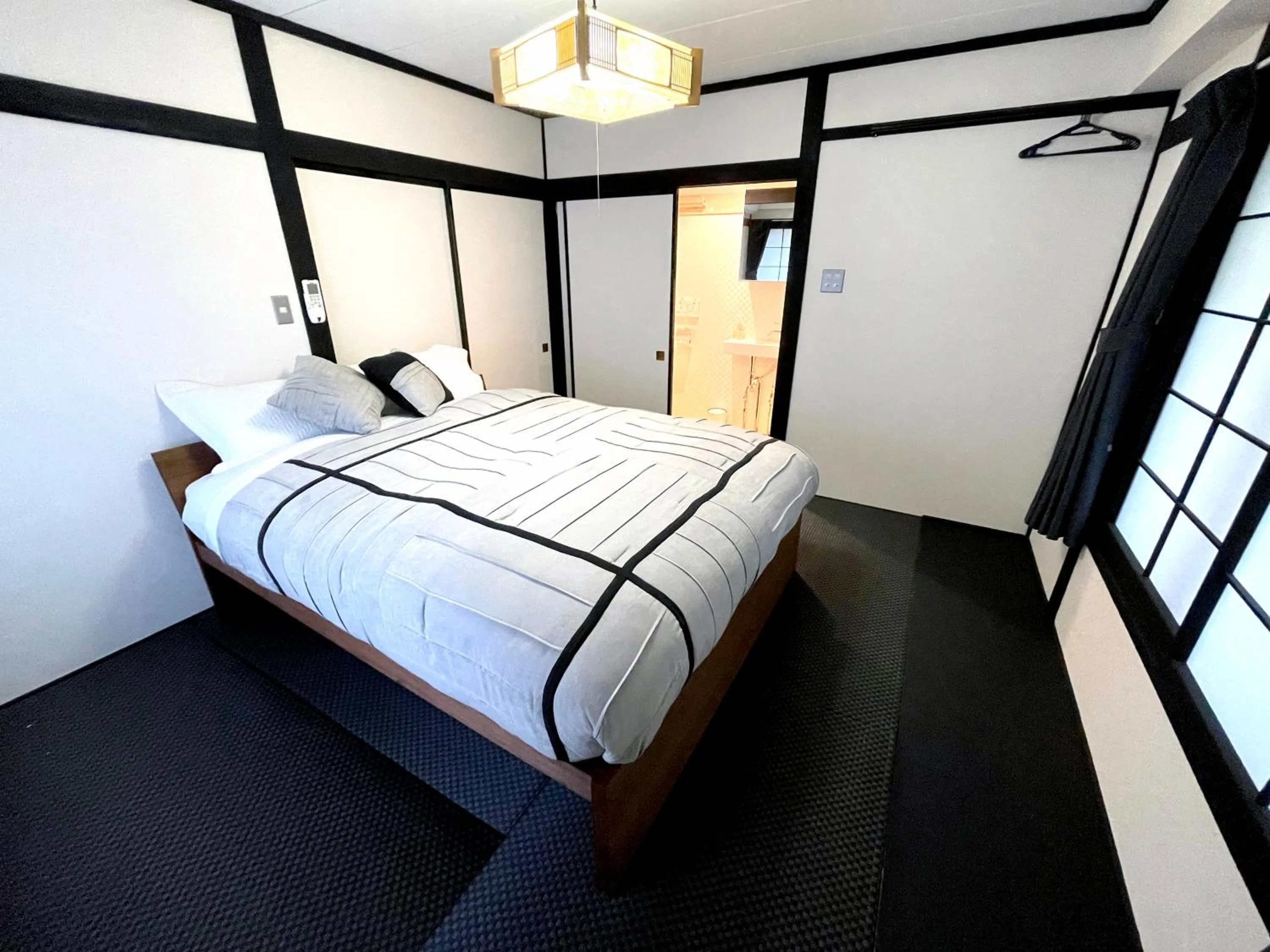 Bed in Nozawa Onsen BASECAMP