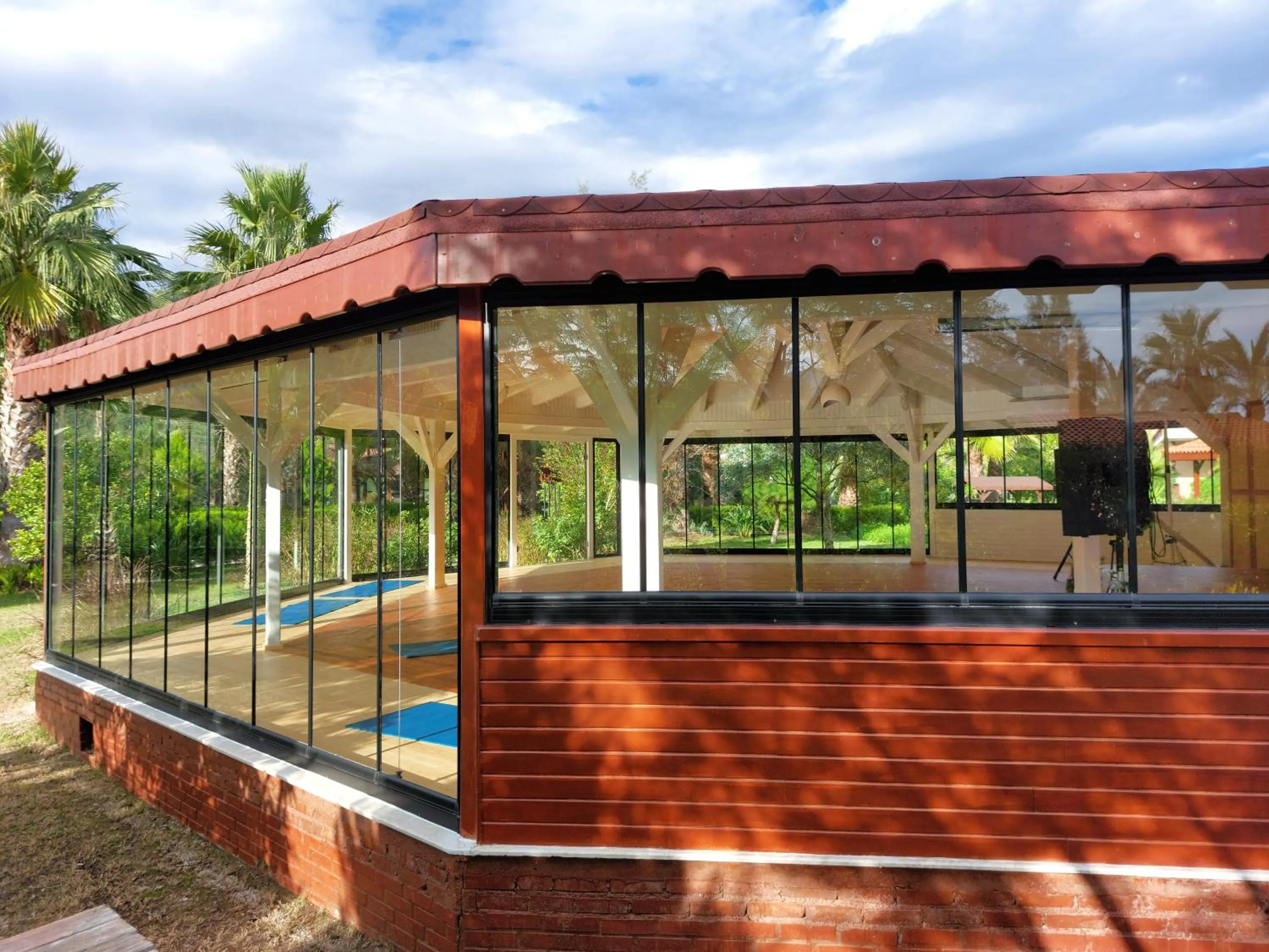 Nerissa Hotel