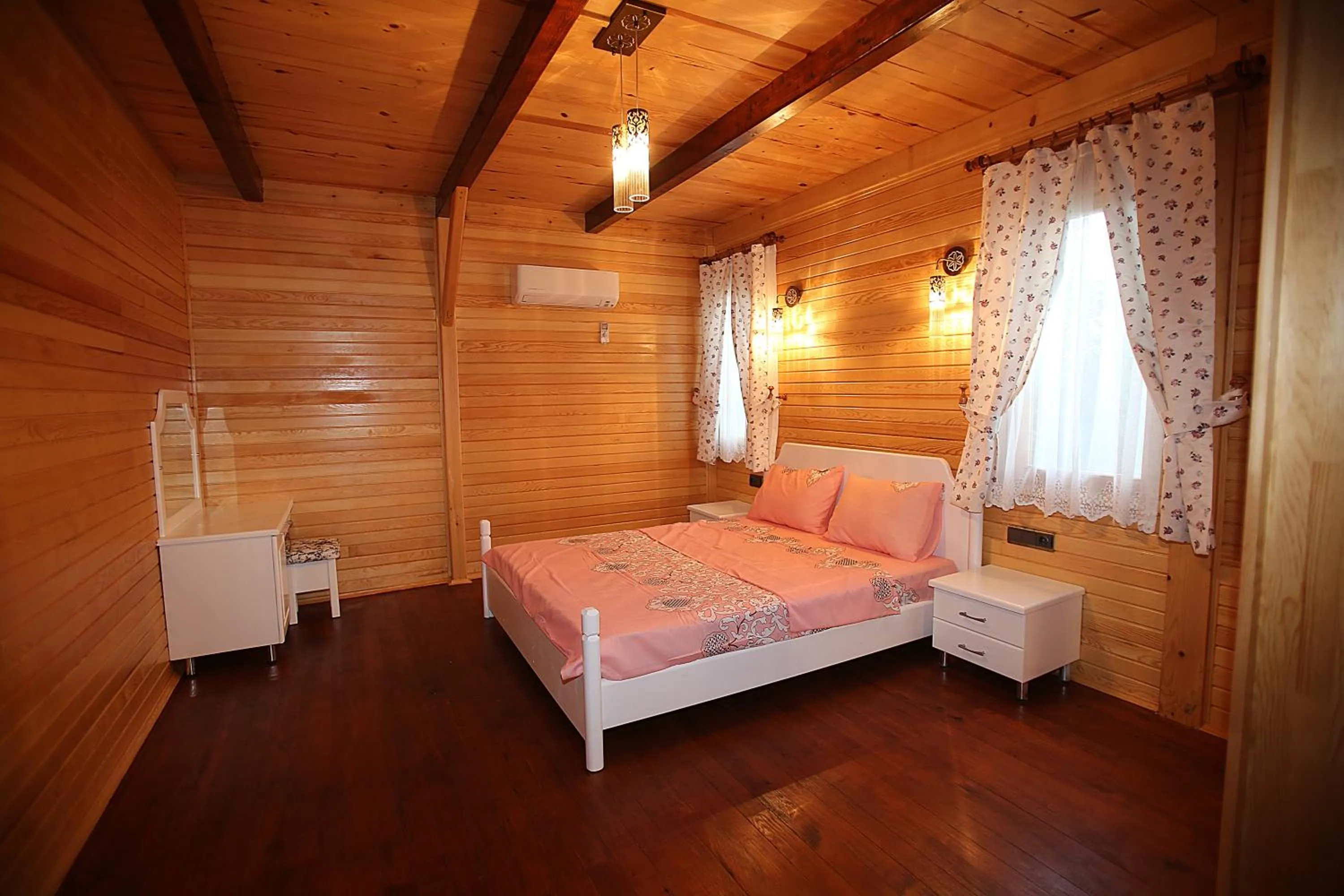 Bed in Nerissa Hotel