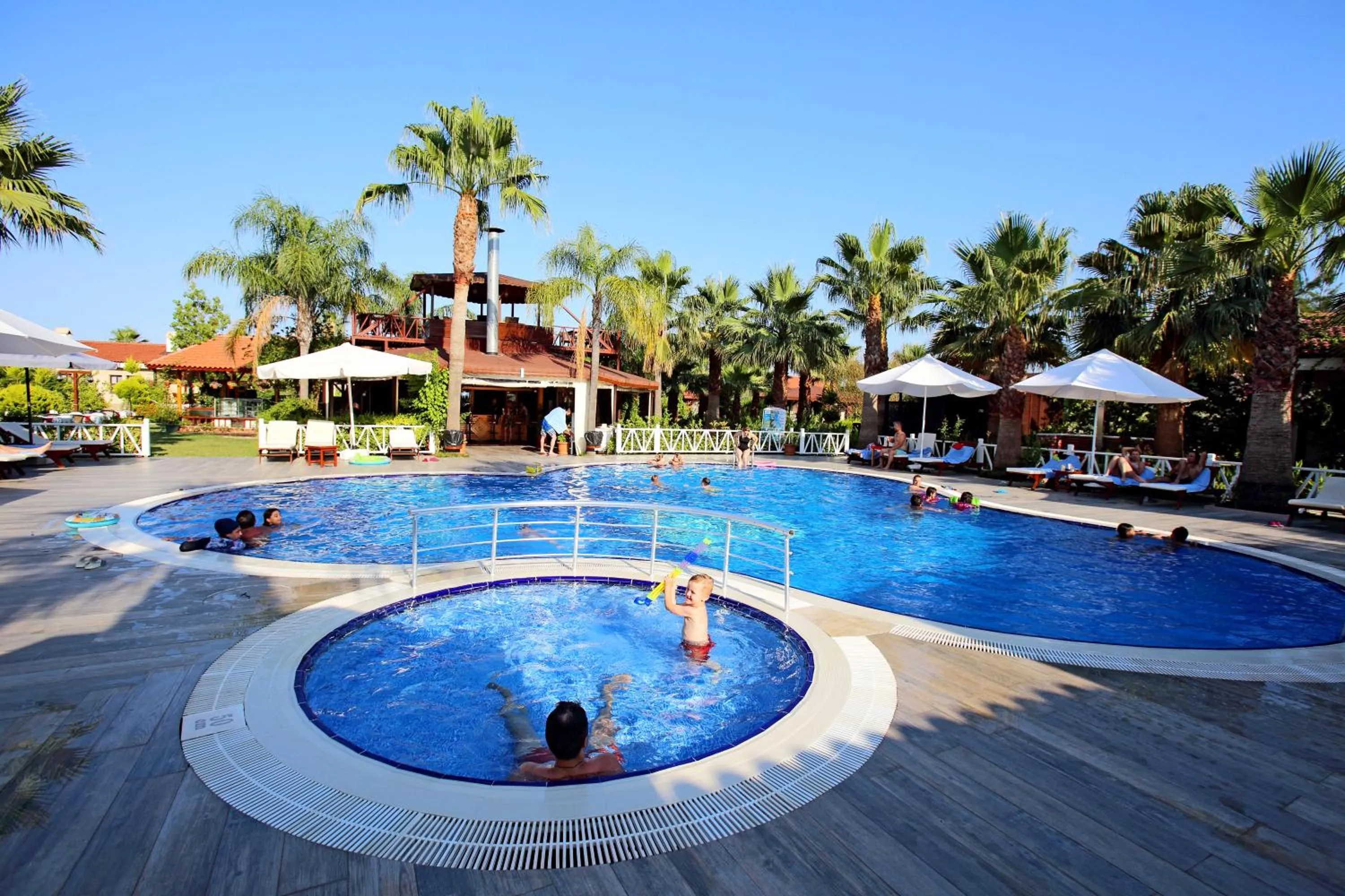 Nerissa Hotel