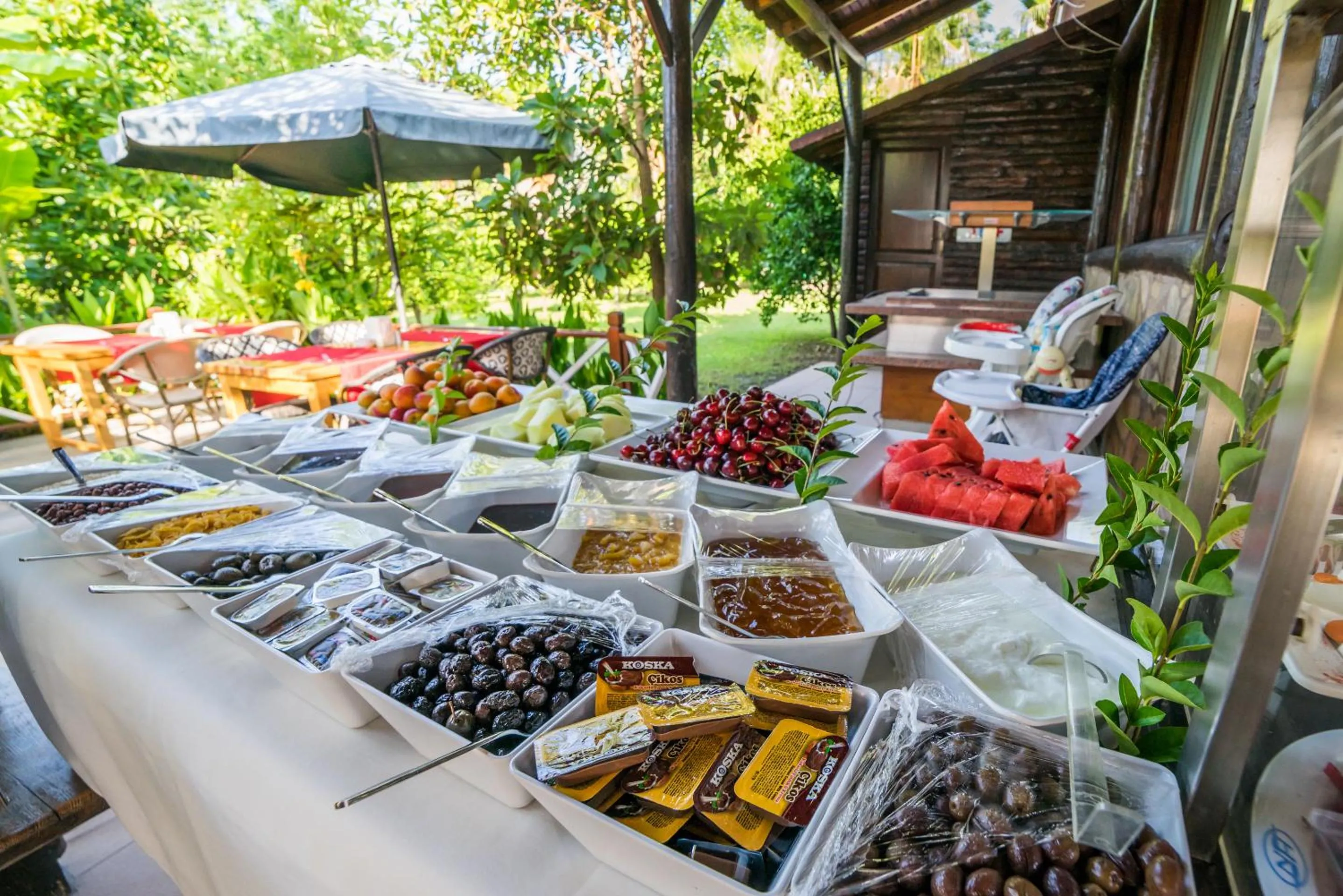 Breakfast in Nerissa Hotel