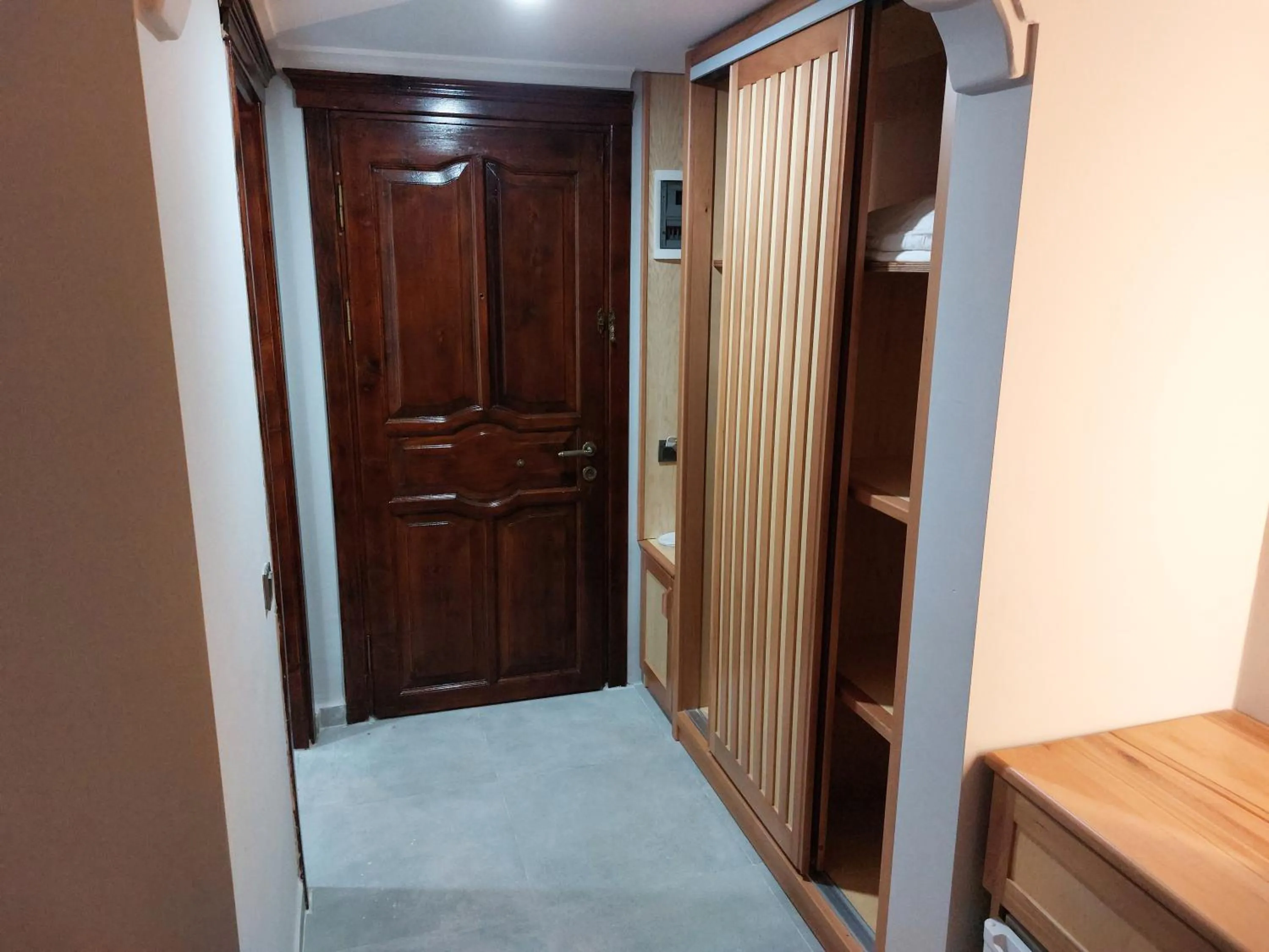 Nerissa Hotel