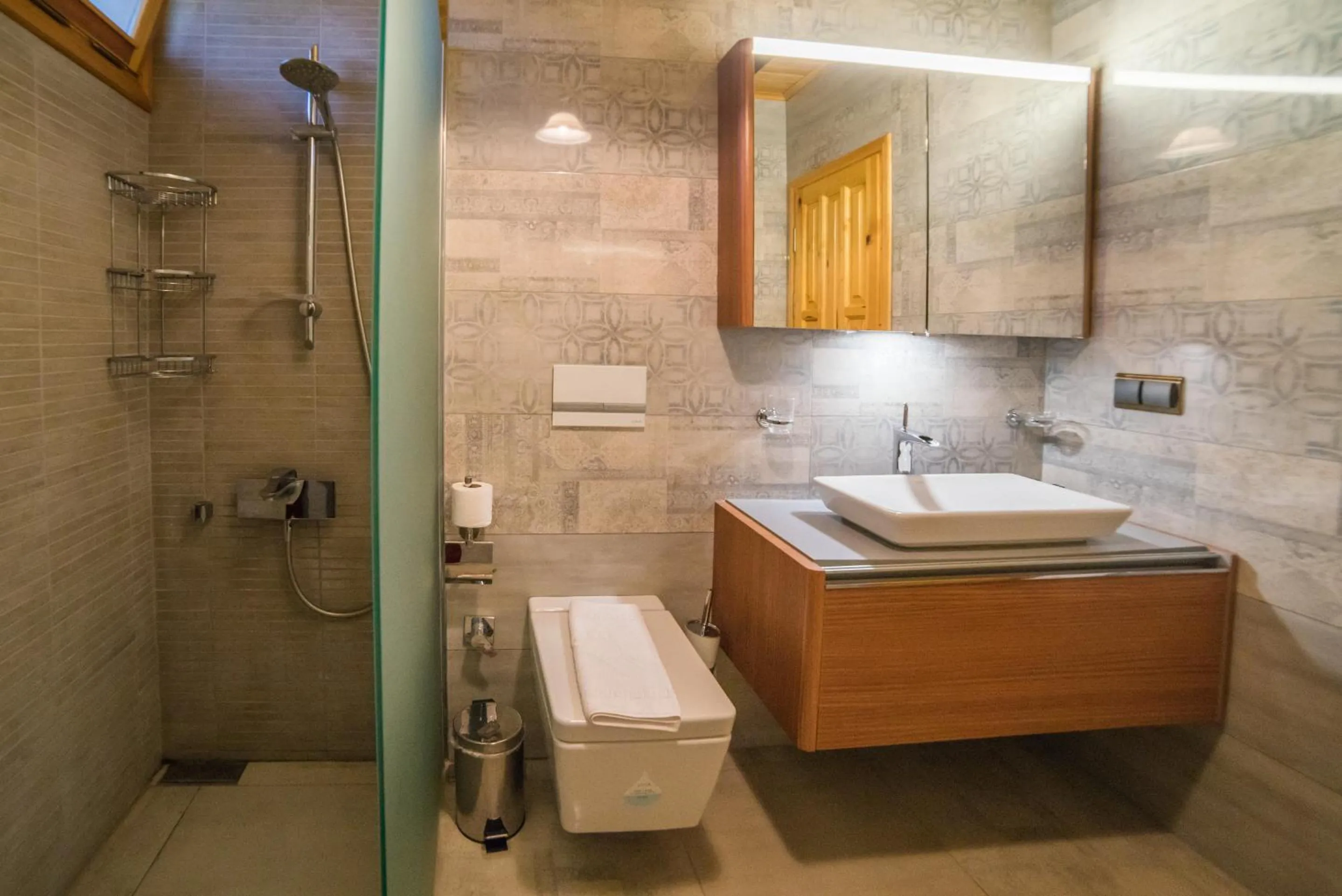 Nerissa Hotel
