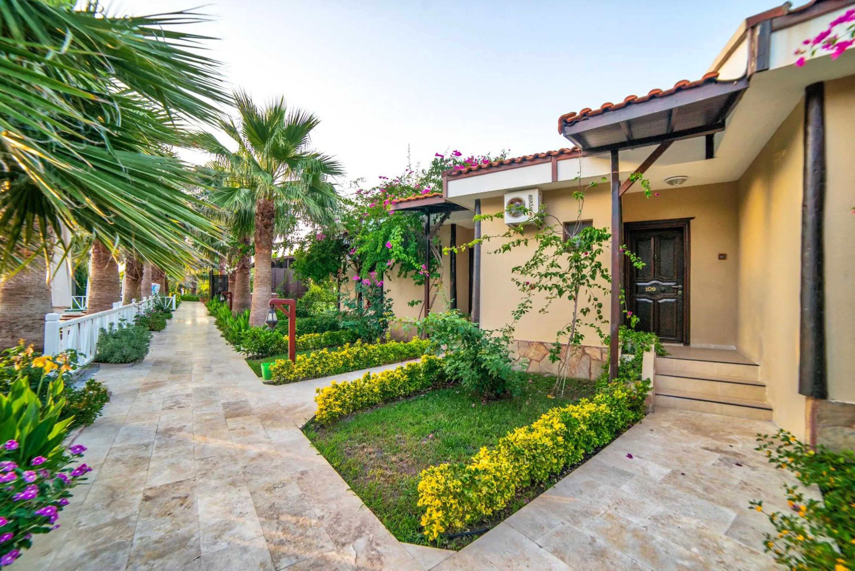 Day in Nerissa Hotel
