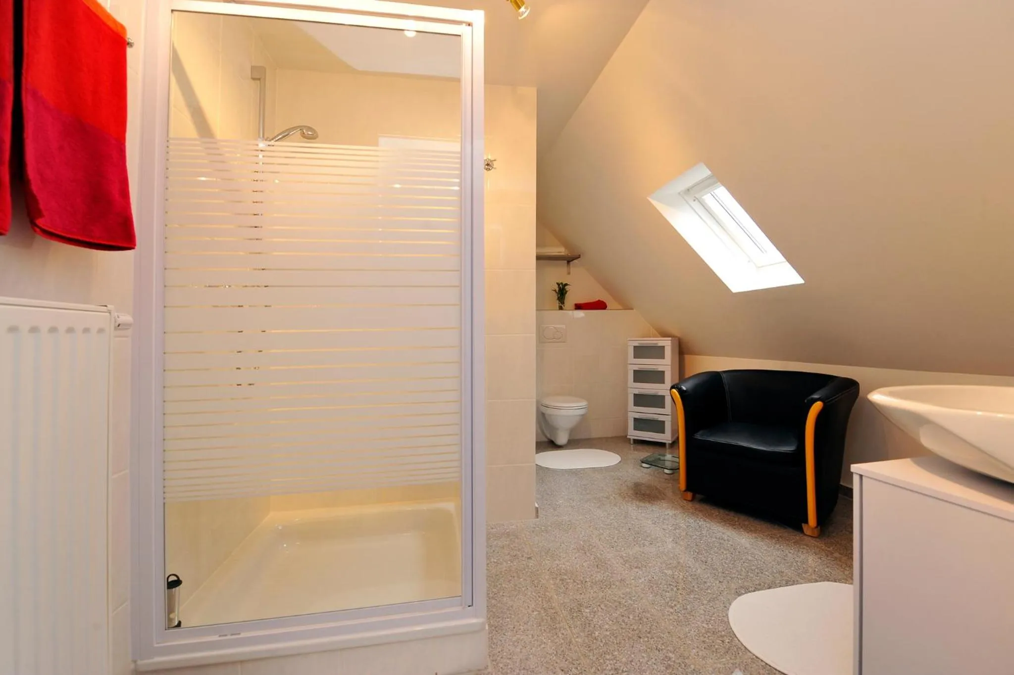 Bathroom in Gästehaus Perrin