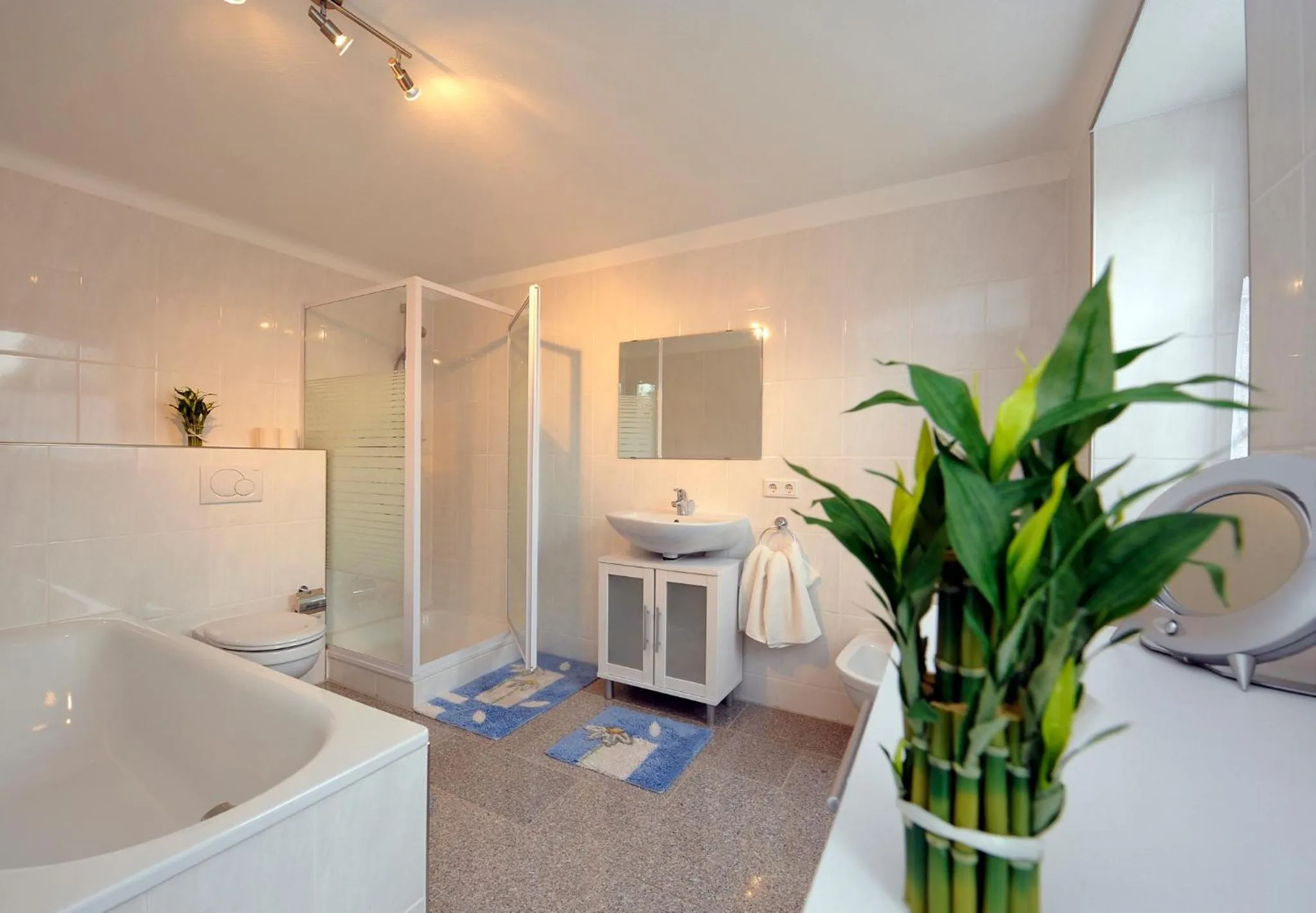 Bathroom in Gästehaus Perrin