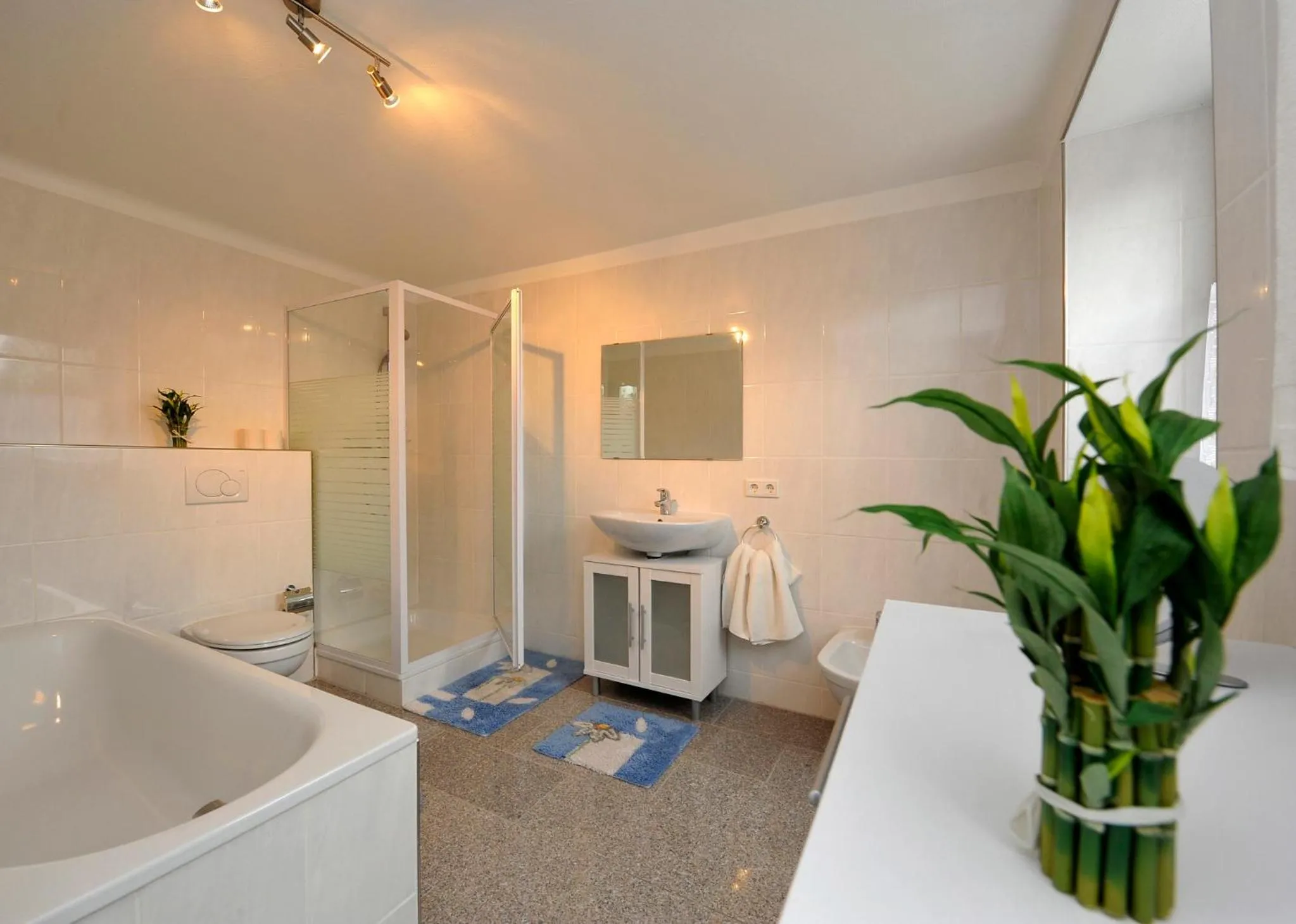 Bathroom in Gästehaus Perrin