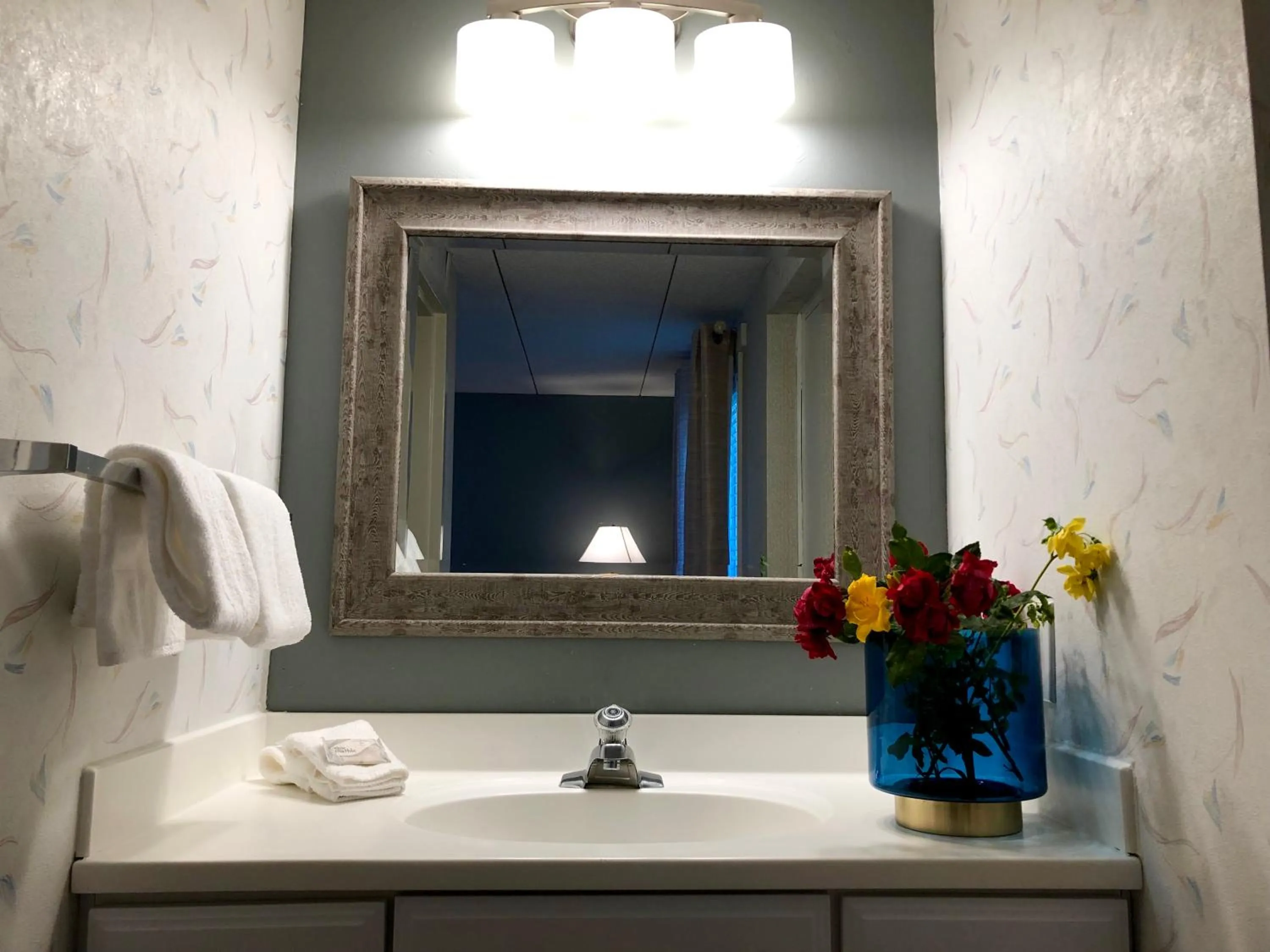 Bathroom in Hyannis Inn