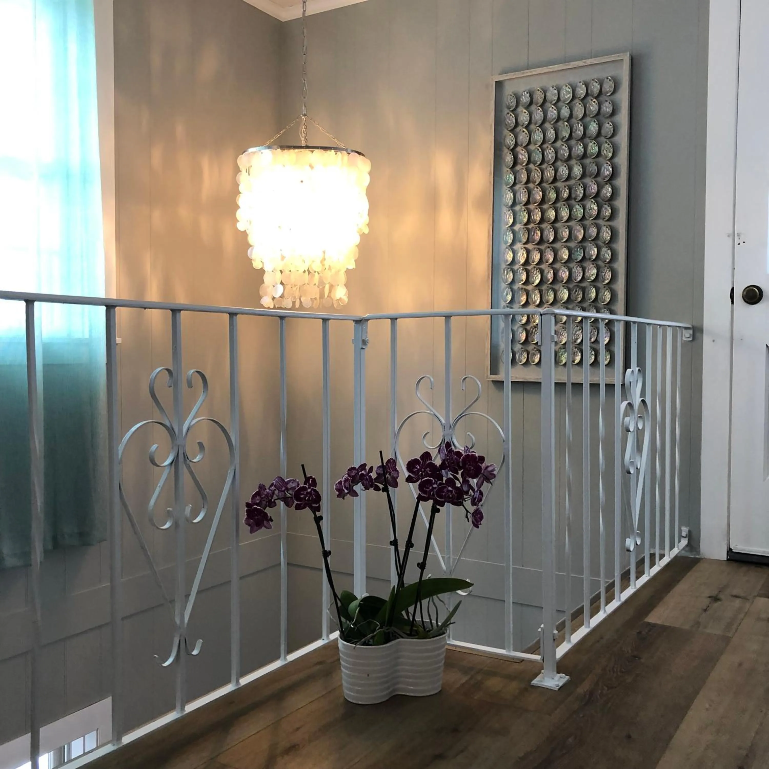 Decorative detail in Hyannis Inn