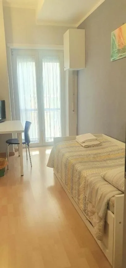 Bed in Hello Roma B&B