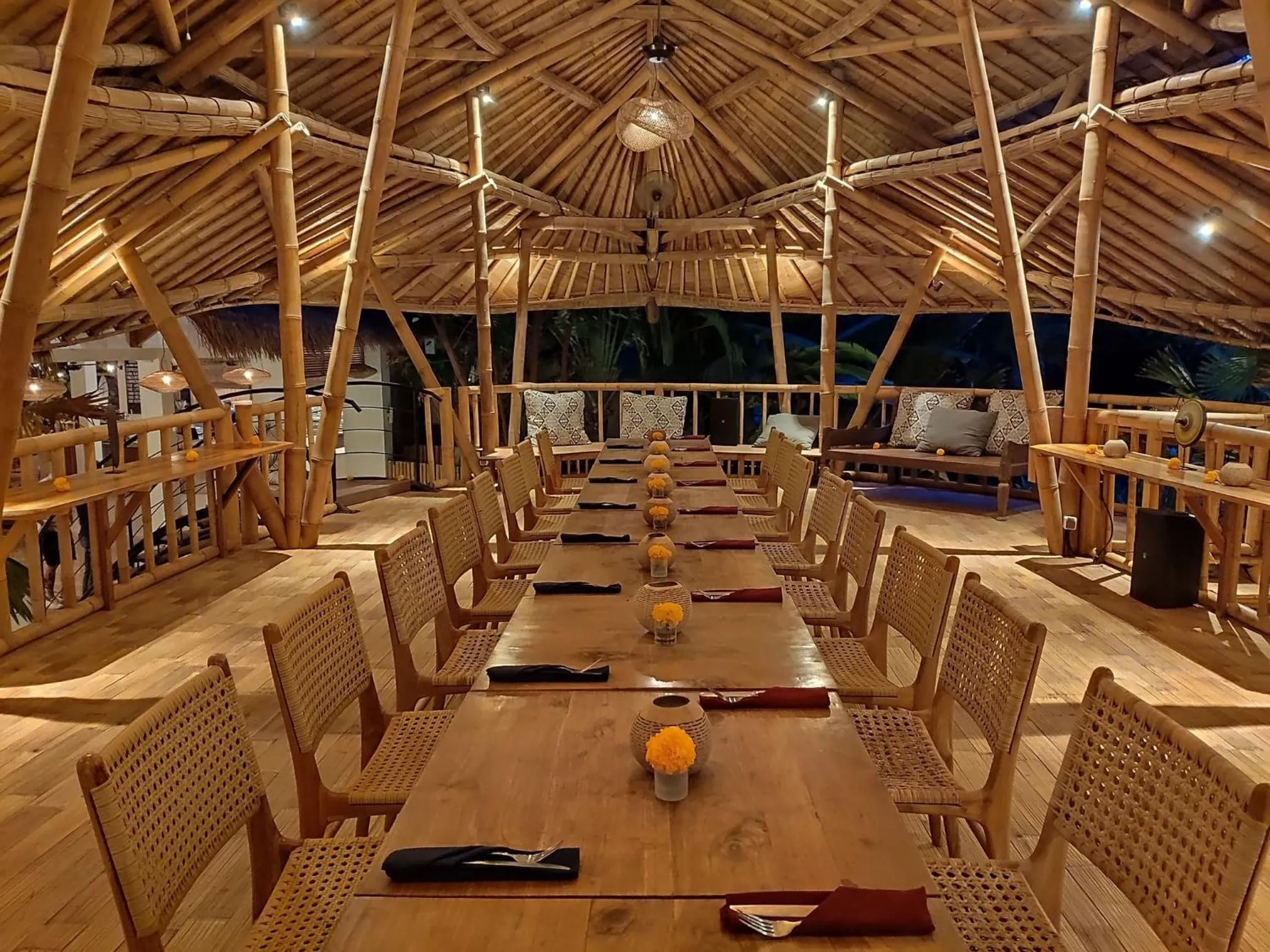 Restaurant/places to eat in ZIN Canggu Resort & Villas