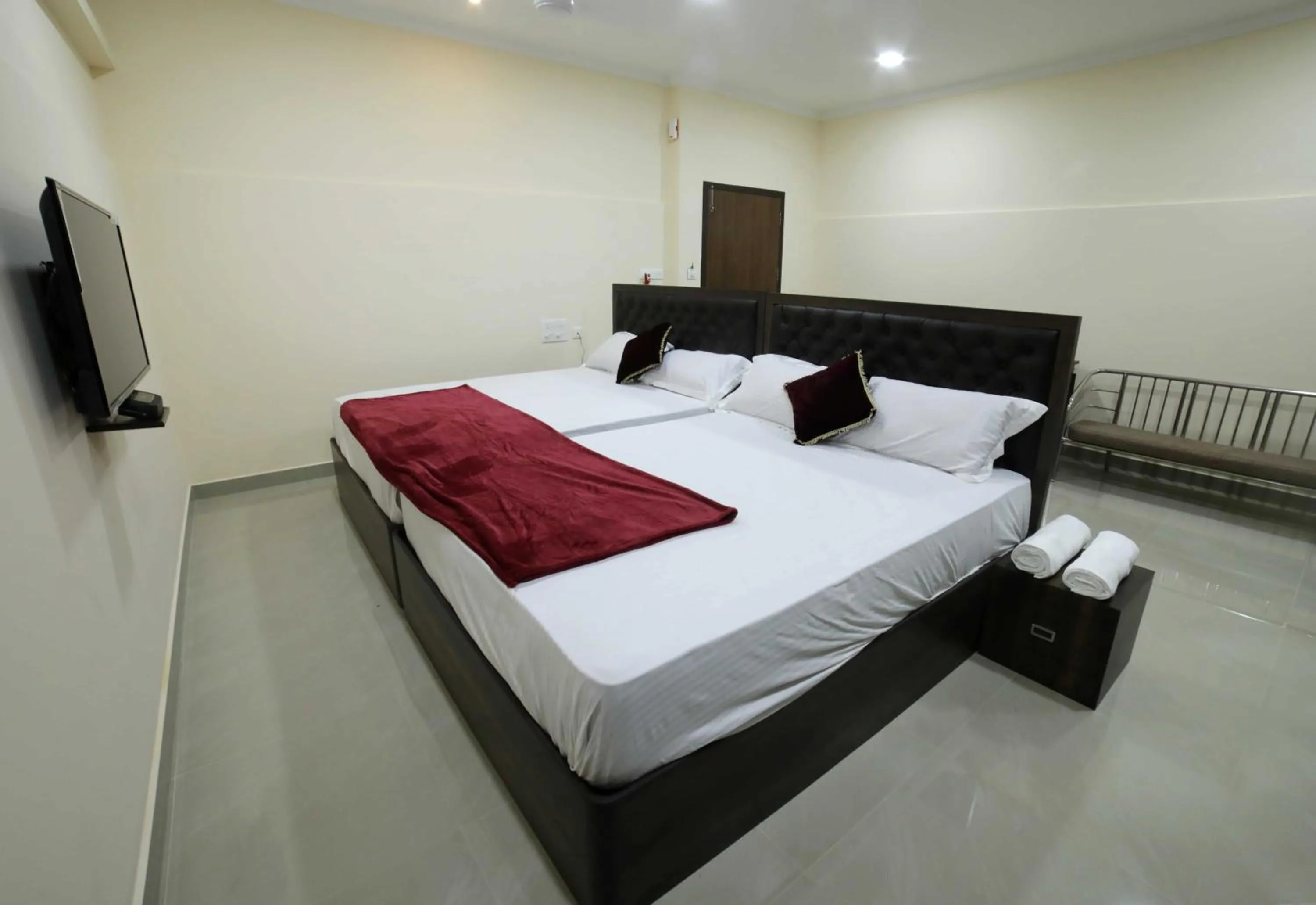 Bed in Shivalaya Residency