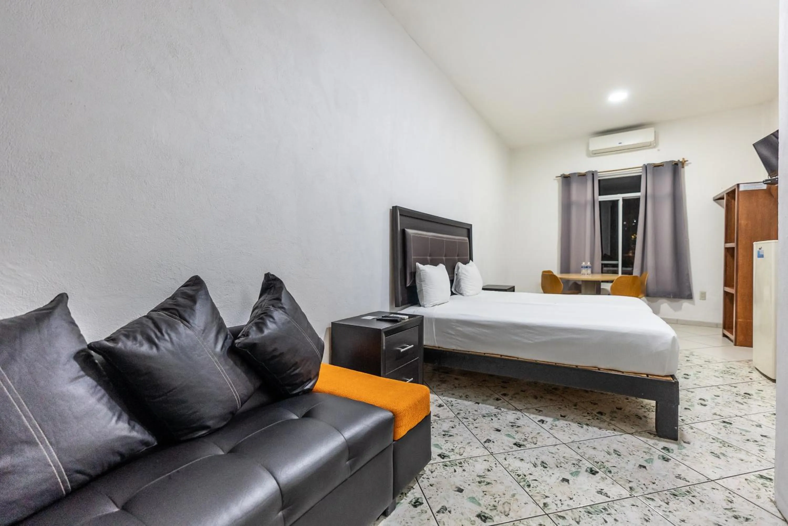 Photo of the whole room, Bed in Loft Hotel Malecón Vallarta