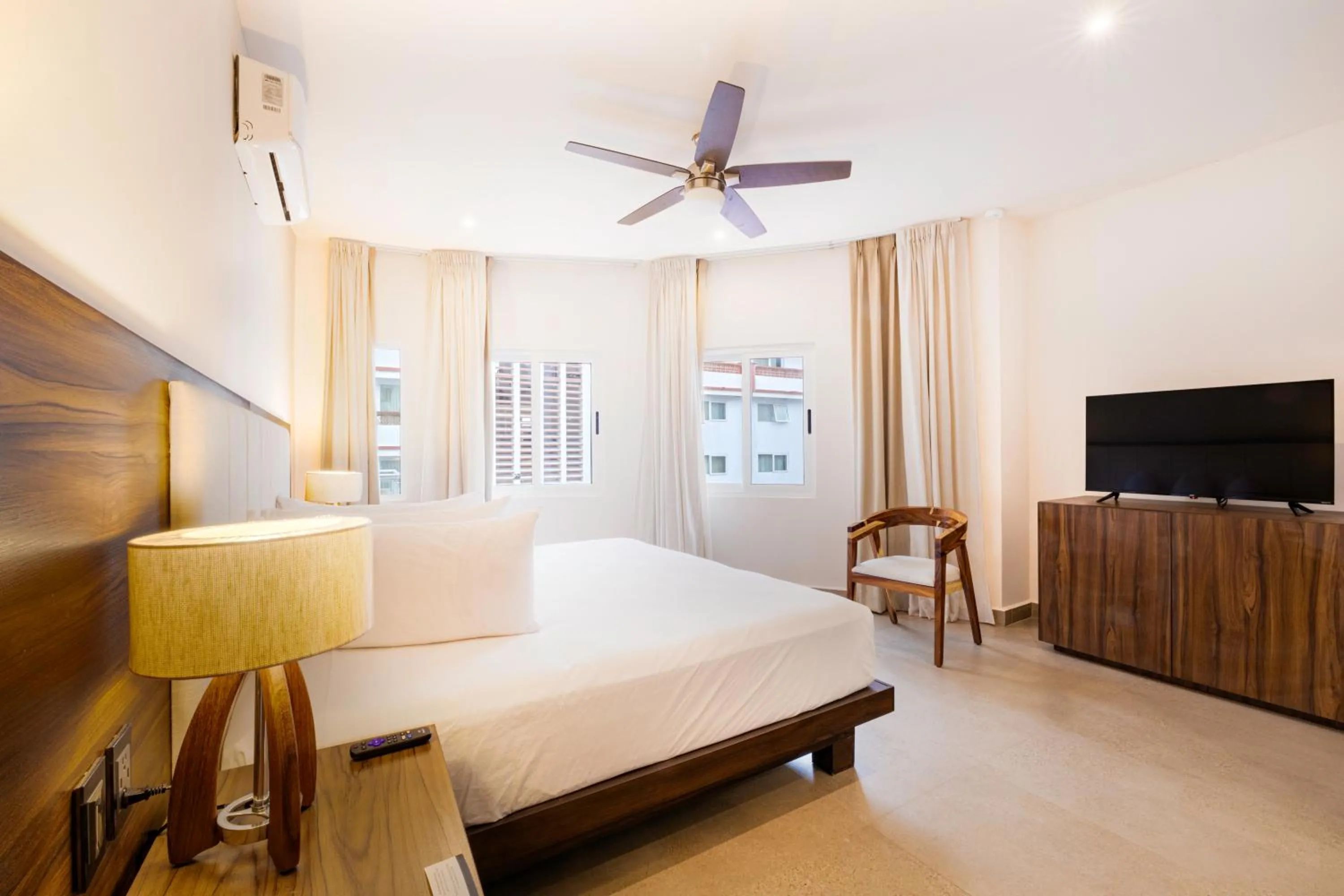 Bedroom, Bed in Loft Hotel Malecón Vallarta