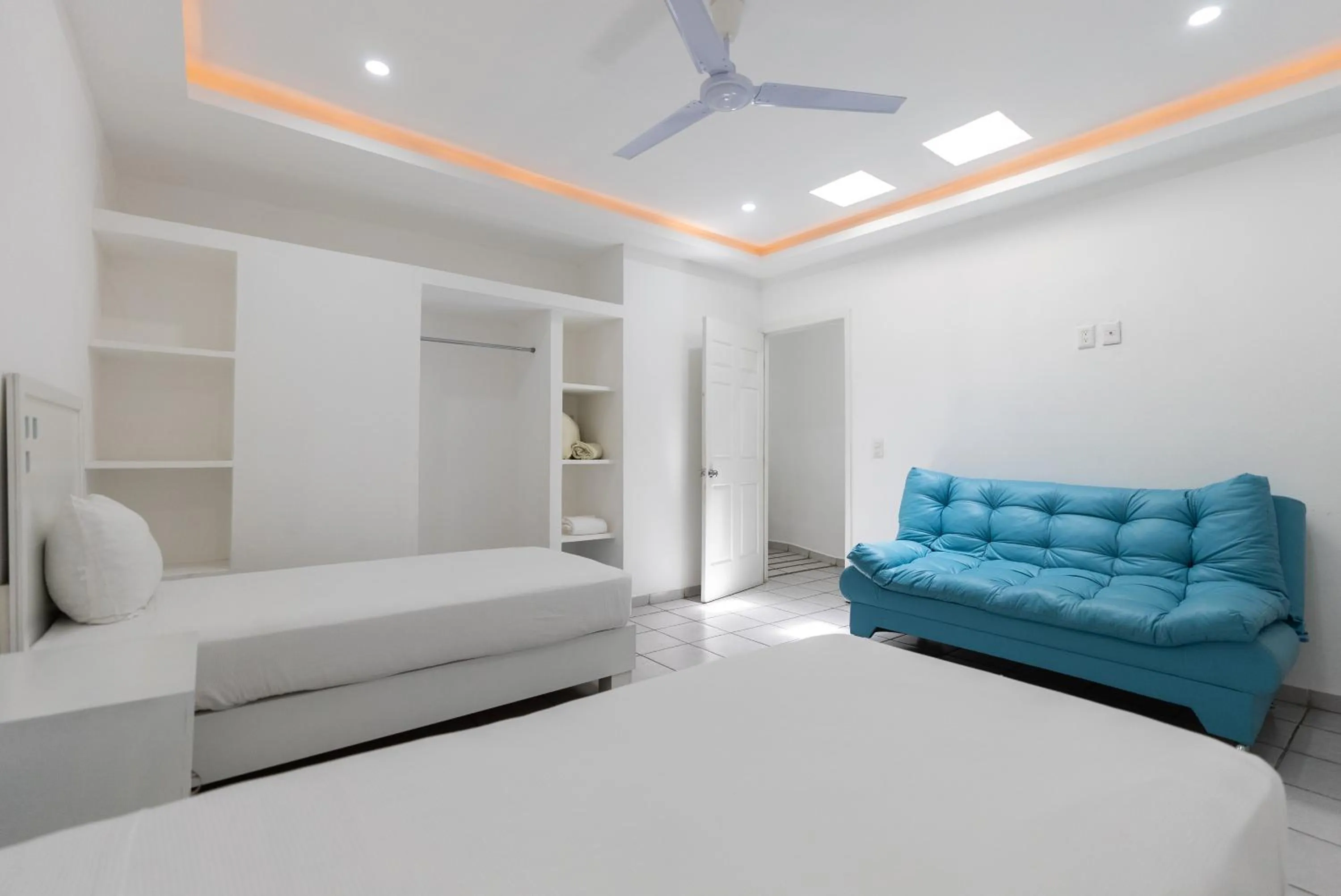 Photo of the whole room, Bed in Loft Hotel Malecón Vallarta