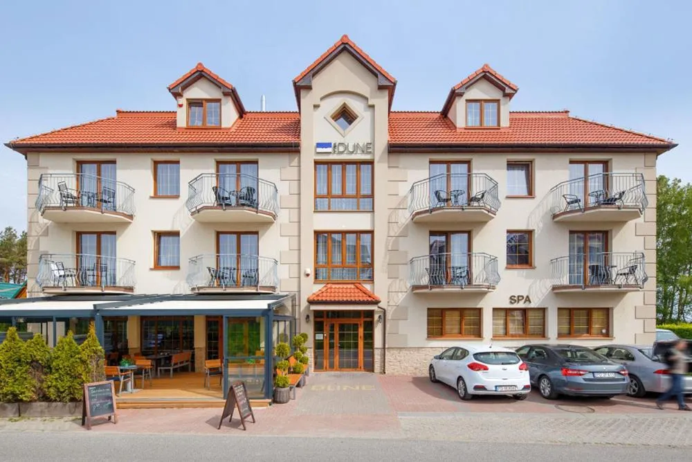 Property building in Villa Dune