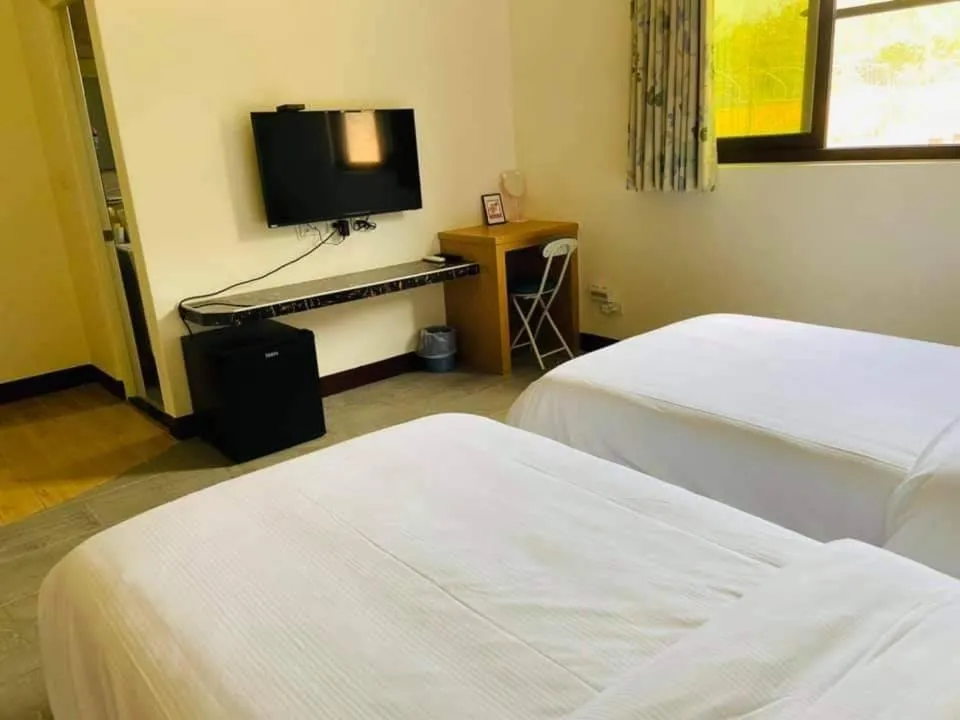 Small Twin Room in Fuzhongju Homestay