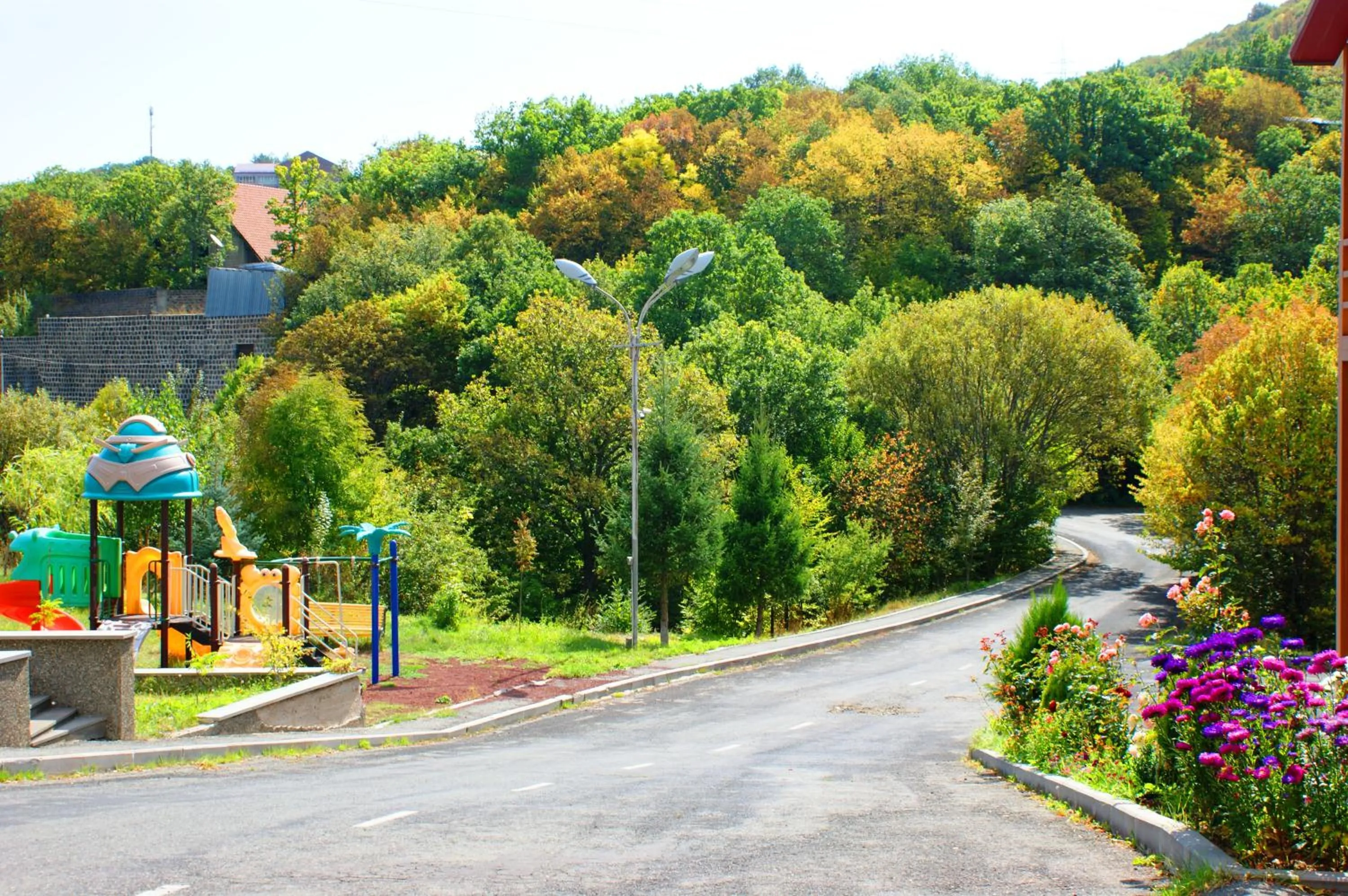 Garden view in Tsaghkahovit Hotel