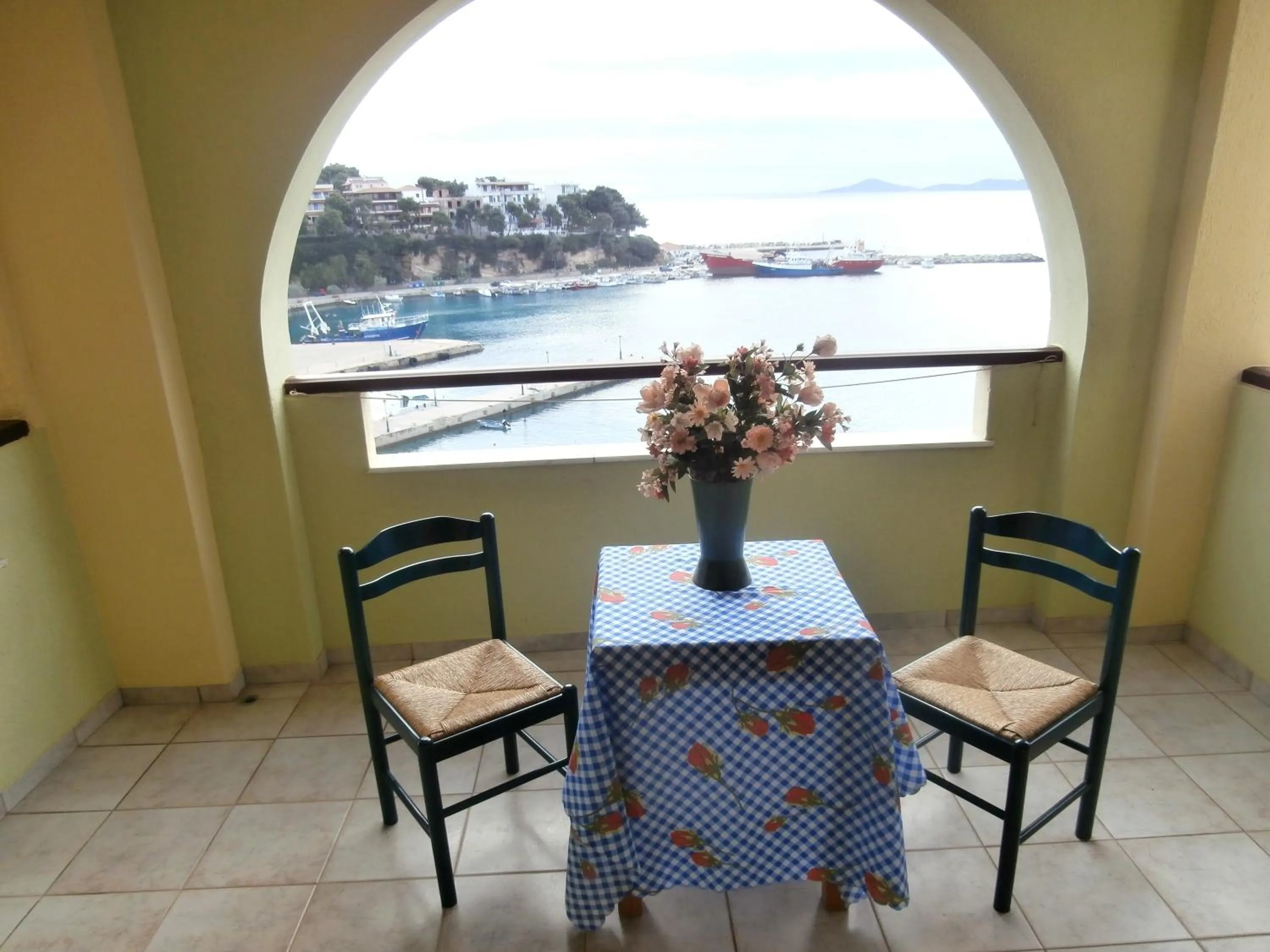 Solarium in Haravgi Hotel