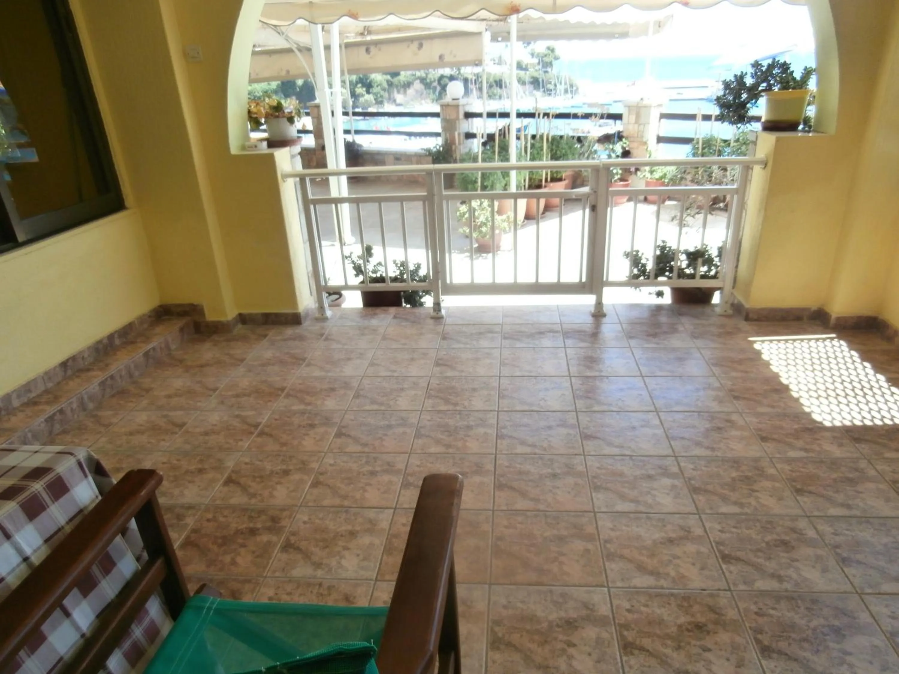 Balcony/Terrace in Haravgi Hotel