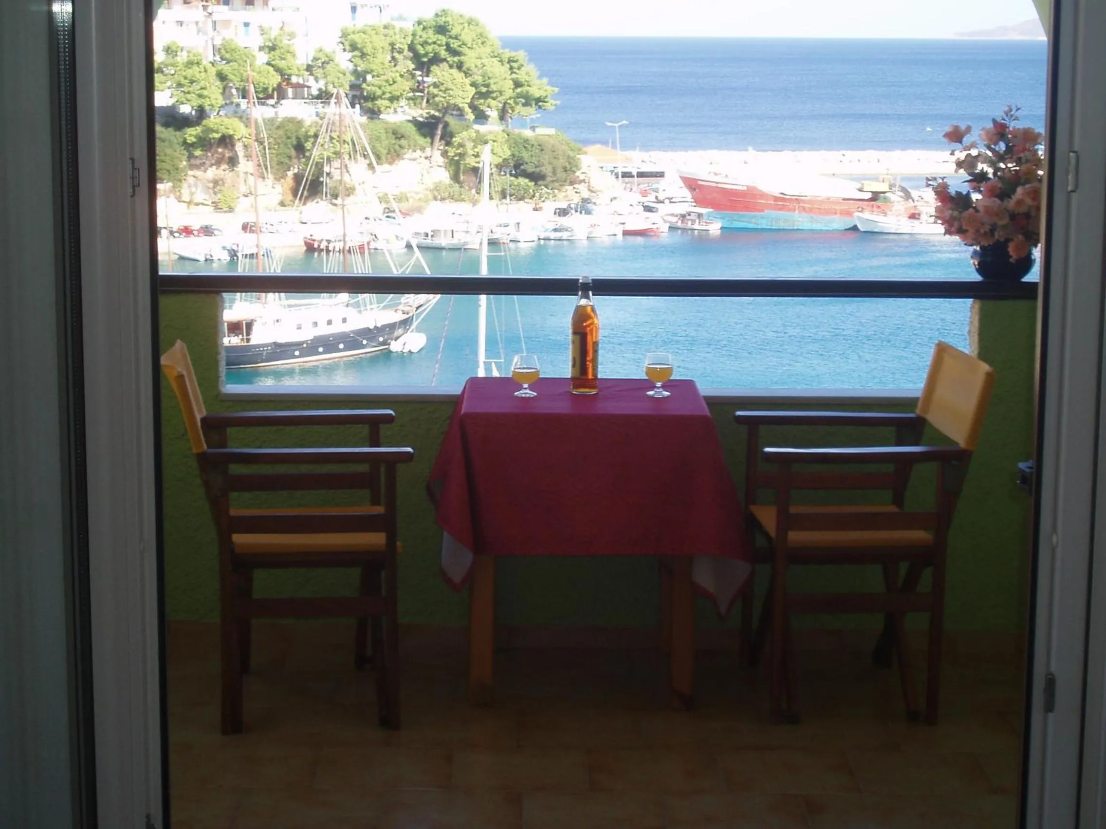 Balcony/Terrace in Haravgi Hotel