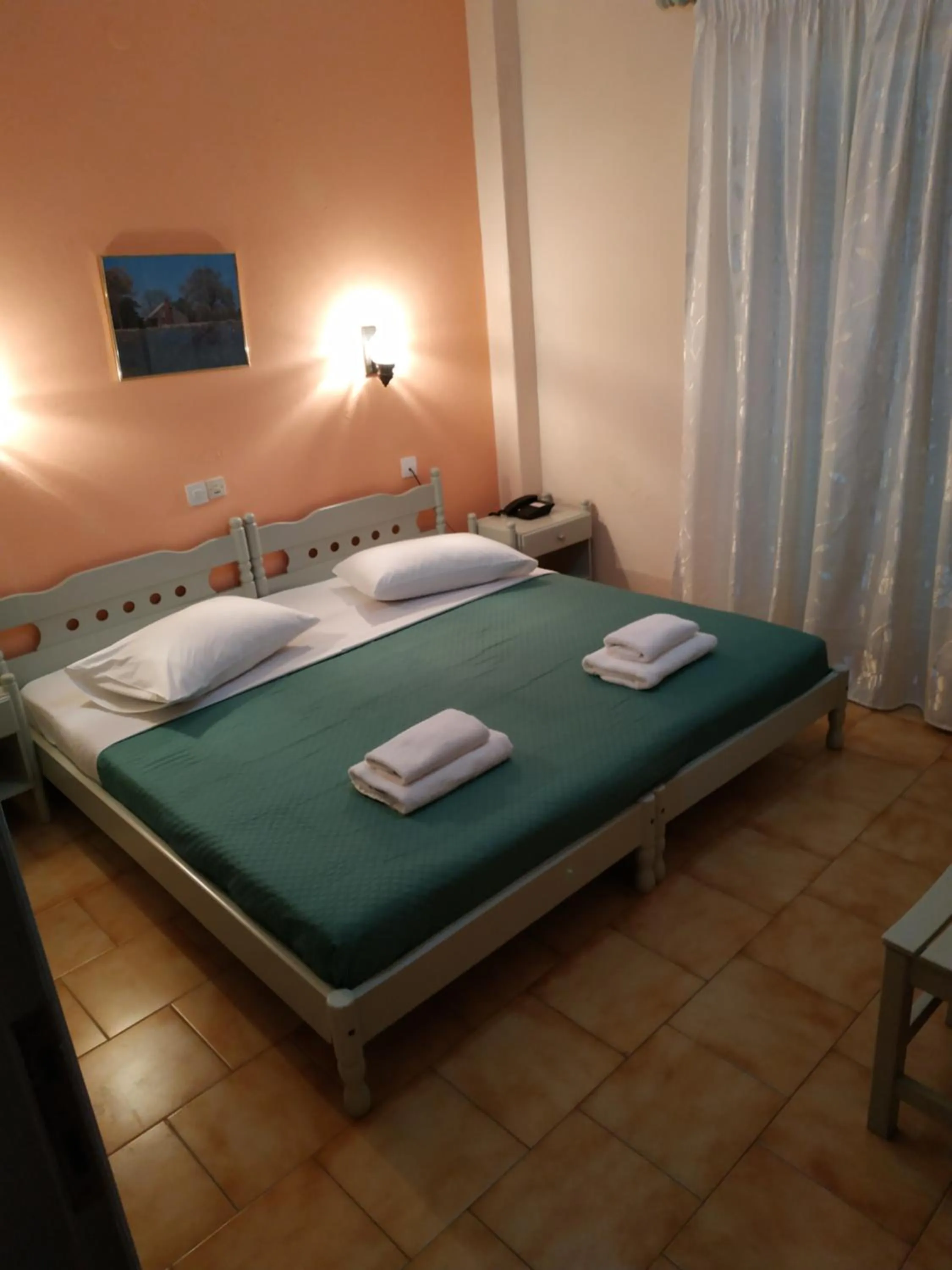 Bed in Haravgi Hotel