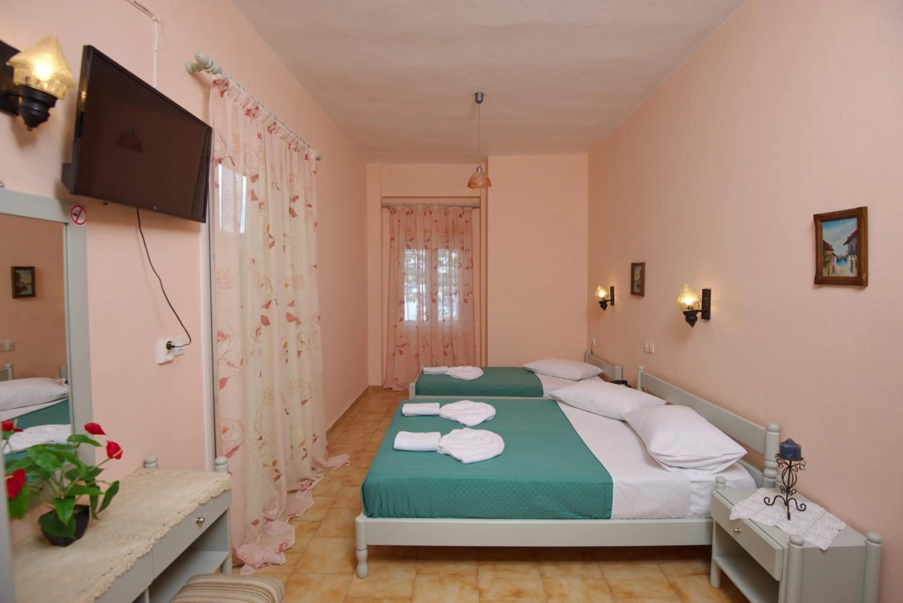 Bed in Haravgi Hotel